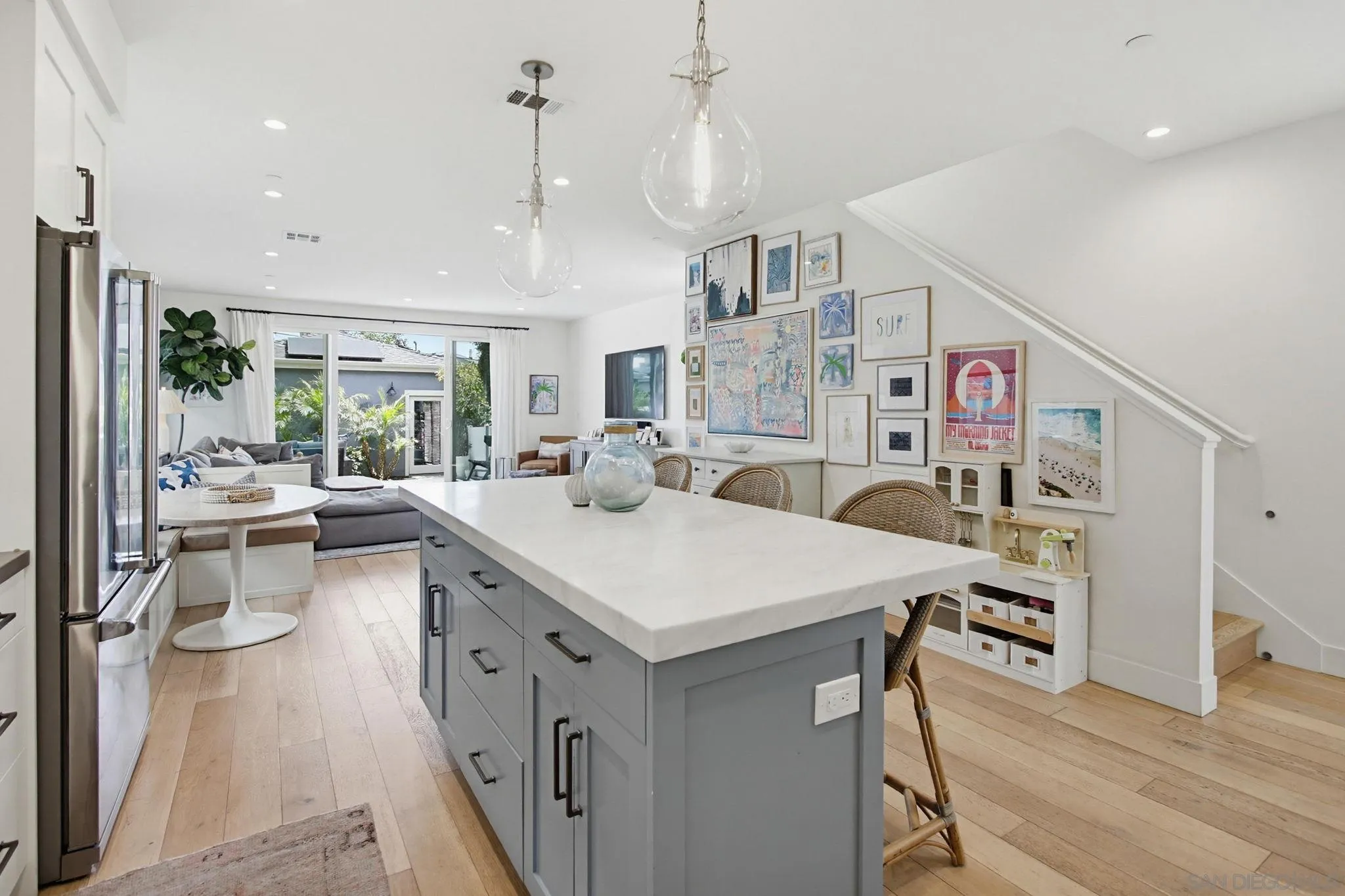 https://cdn.realtyfeed.com/cdn/127/260013178/107b9c1e2e63c4880435abf97bd3754c.webp