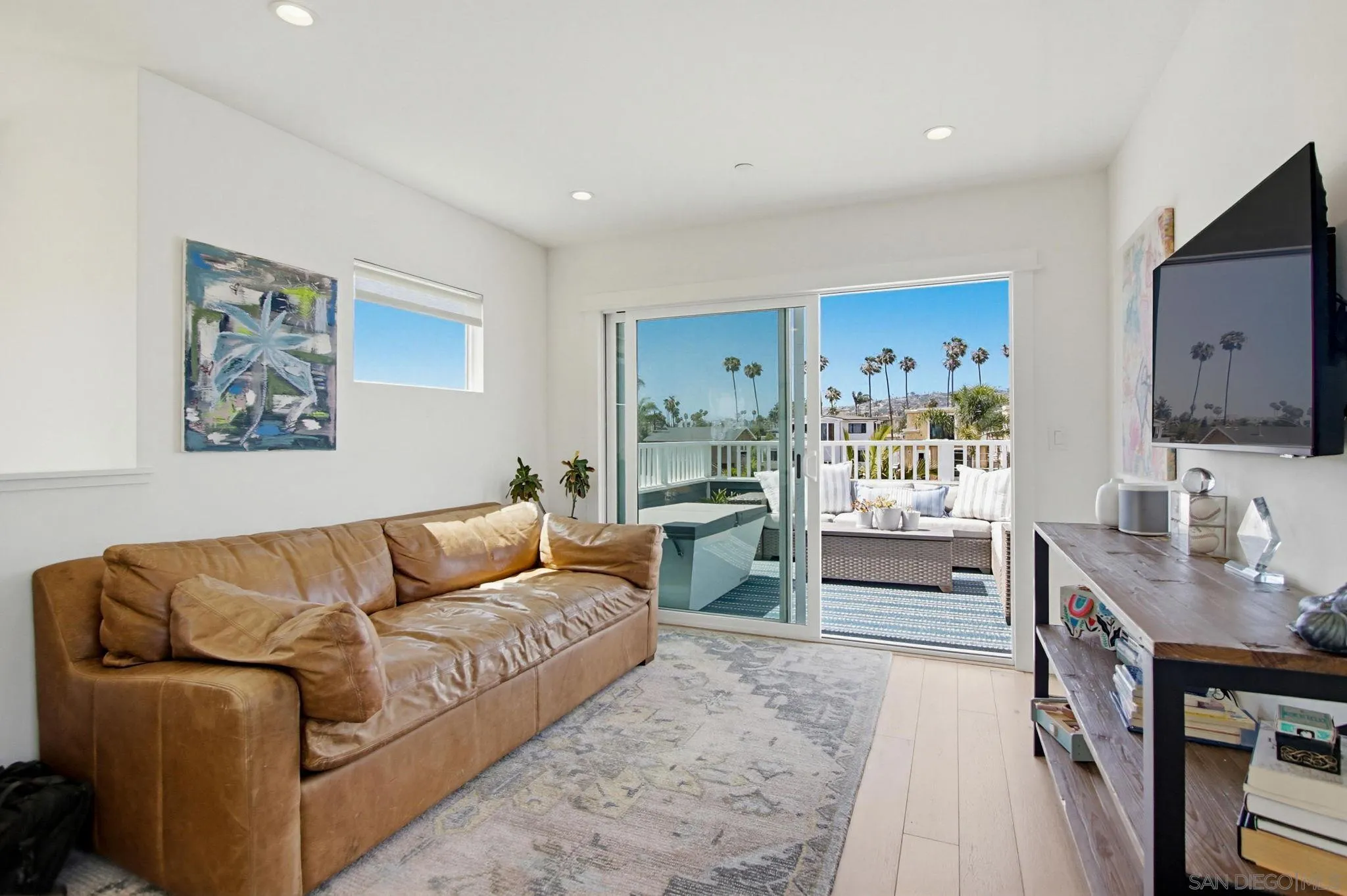 https://cdn.realtyfeed.com/cdn/127/260013178/11d5f9c16548435e47a68b73ff68925c.webp