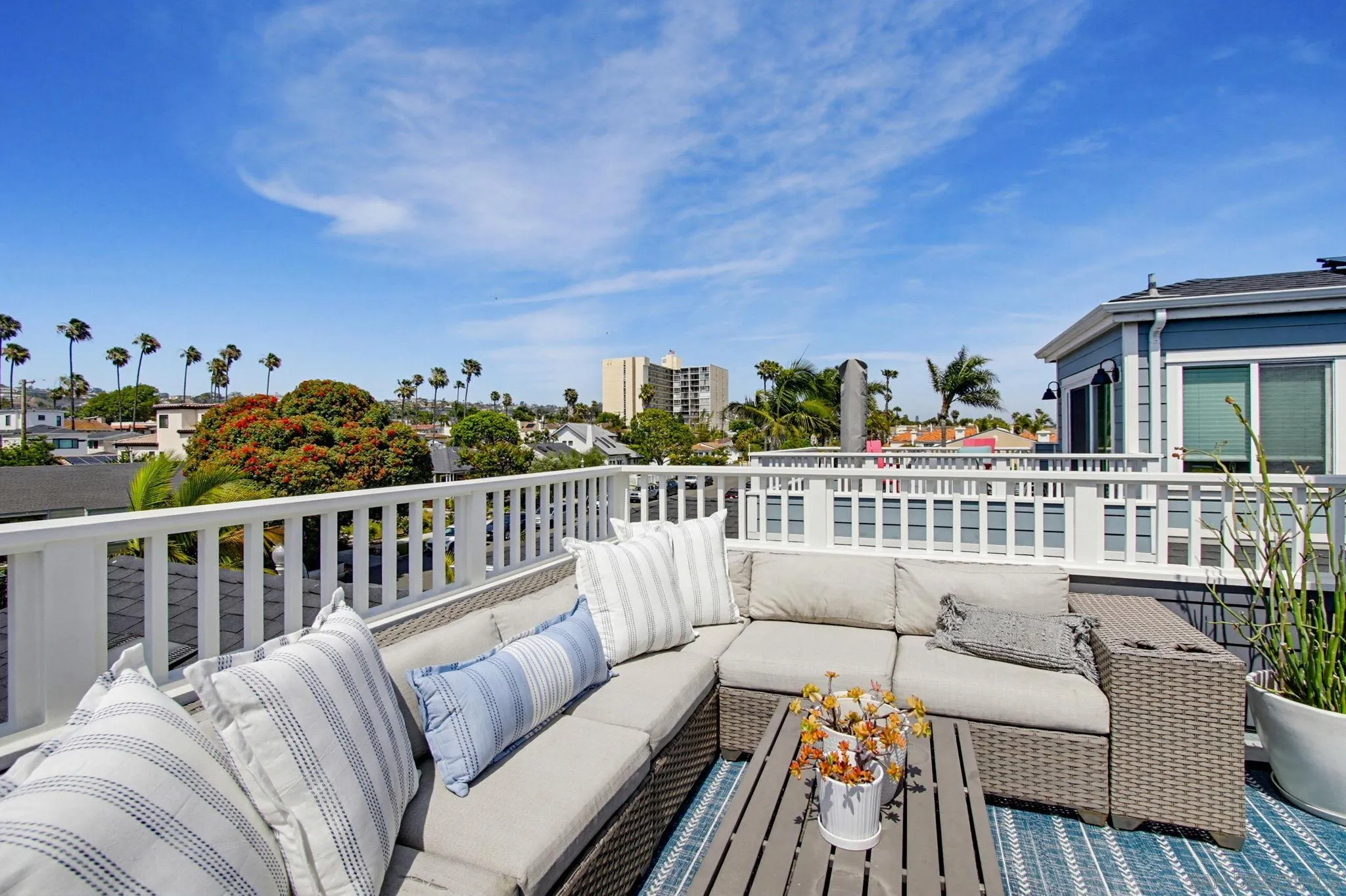 https://cdn.realtyfeed.com/cdn/127/260013178/5b5e6f21f890fbc5a0be457fdb7660cc.webp