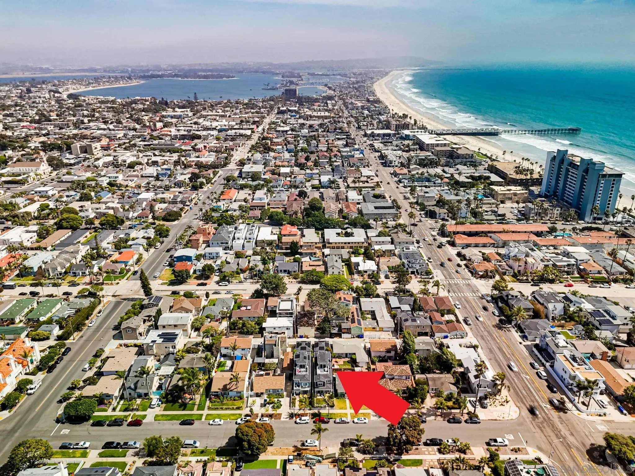 https://cdn.realtyfeed.com/cdn/127/260013178/6c09a83ab8daa60fa372aca96a4e16d6.webp