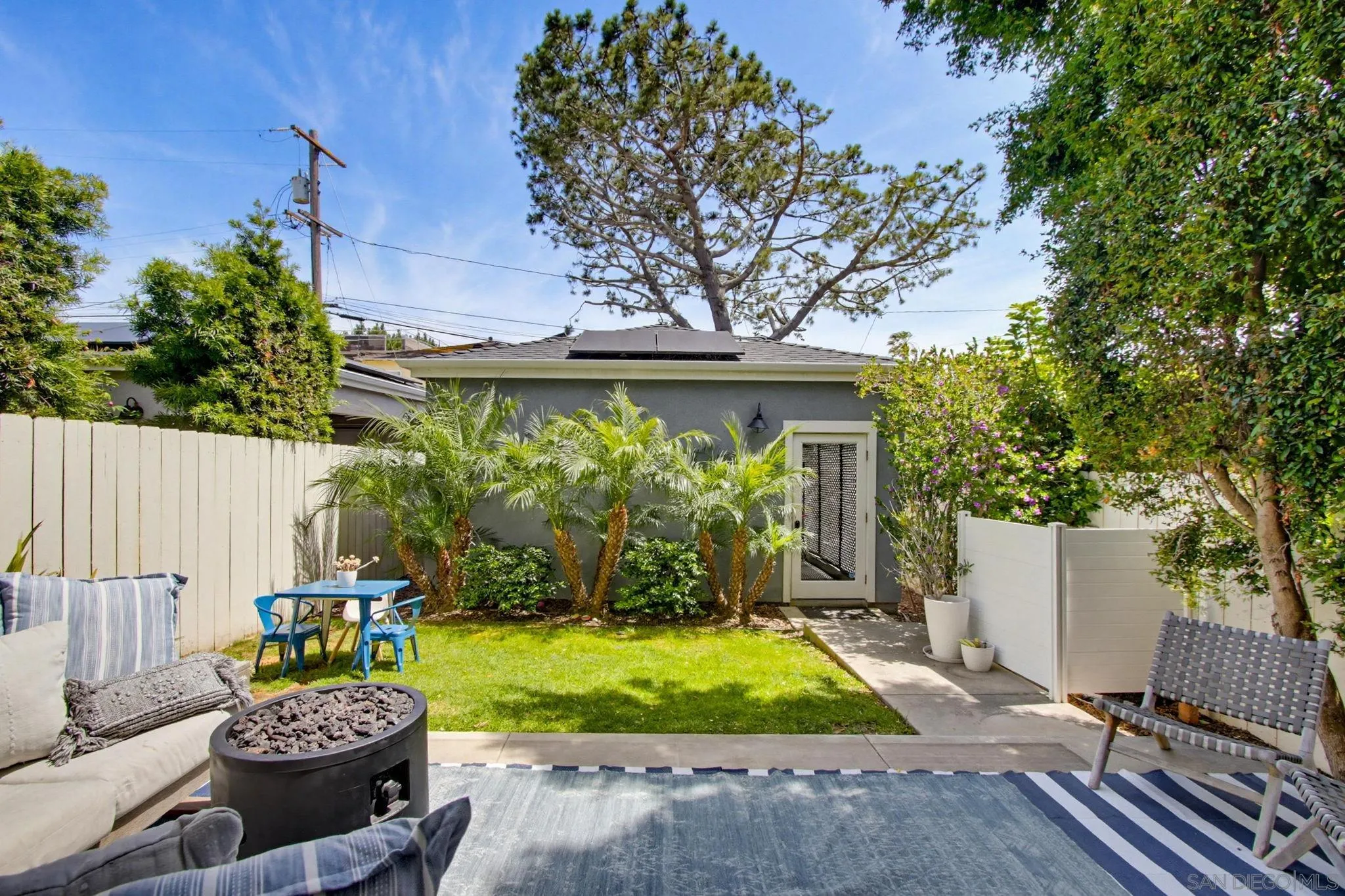 https://cdn.realtyfeed.com/cdn/127/260013178/80b6a0a5336d6b0527f9afb3ca0204e6.webp