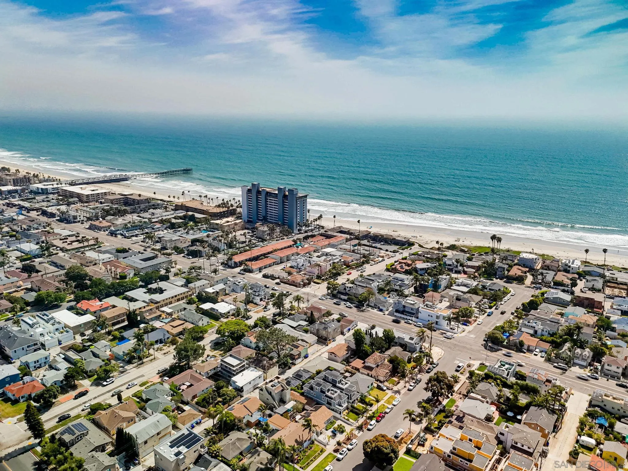 https://cdn.realtyfeed.com/cdn/127/260013178/935a361d0ce9f65ef8db5c9cb3788885.webp