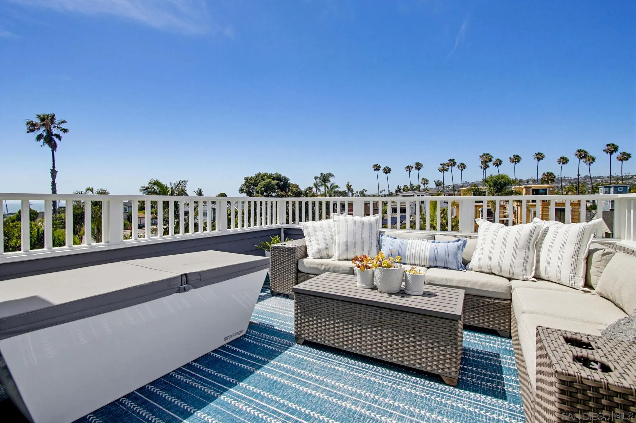 https://cdn.realtyfeed.com/cdn/127/260013178/d5f3f9f925f02692e58fe8c54dab5eb6.webp