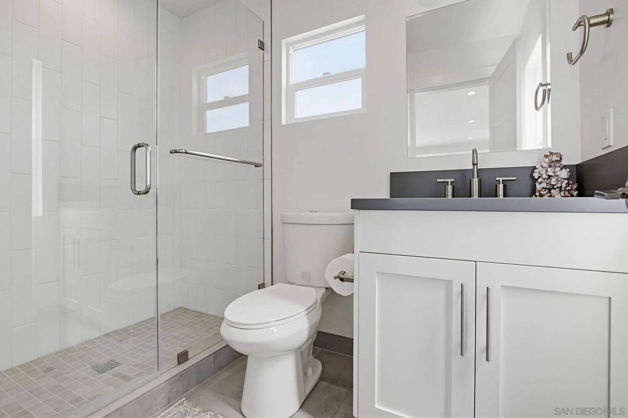 https://cdn.realtyfeed.com/cdn/127/260013178/e761c759b93847e93faf7b2691b204eb.webp
