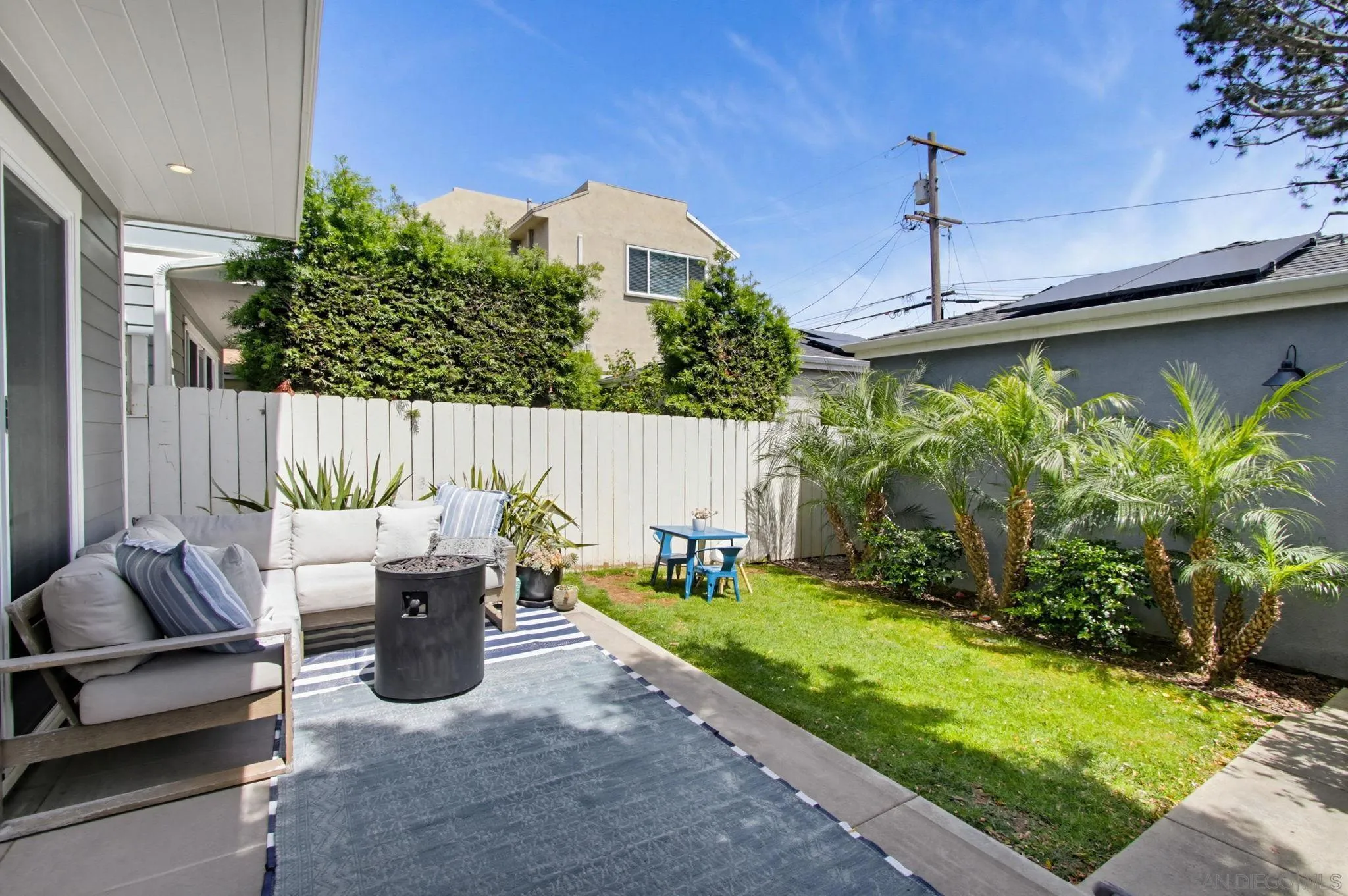 https://cdn.realtyfeed.com/cdn/127/260013178/e80a1cd00cf98a8aa0367ec54f298cea.webp