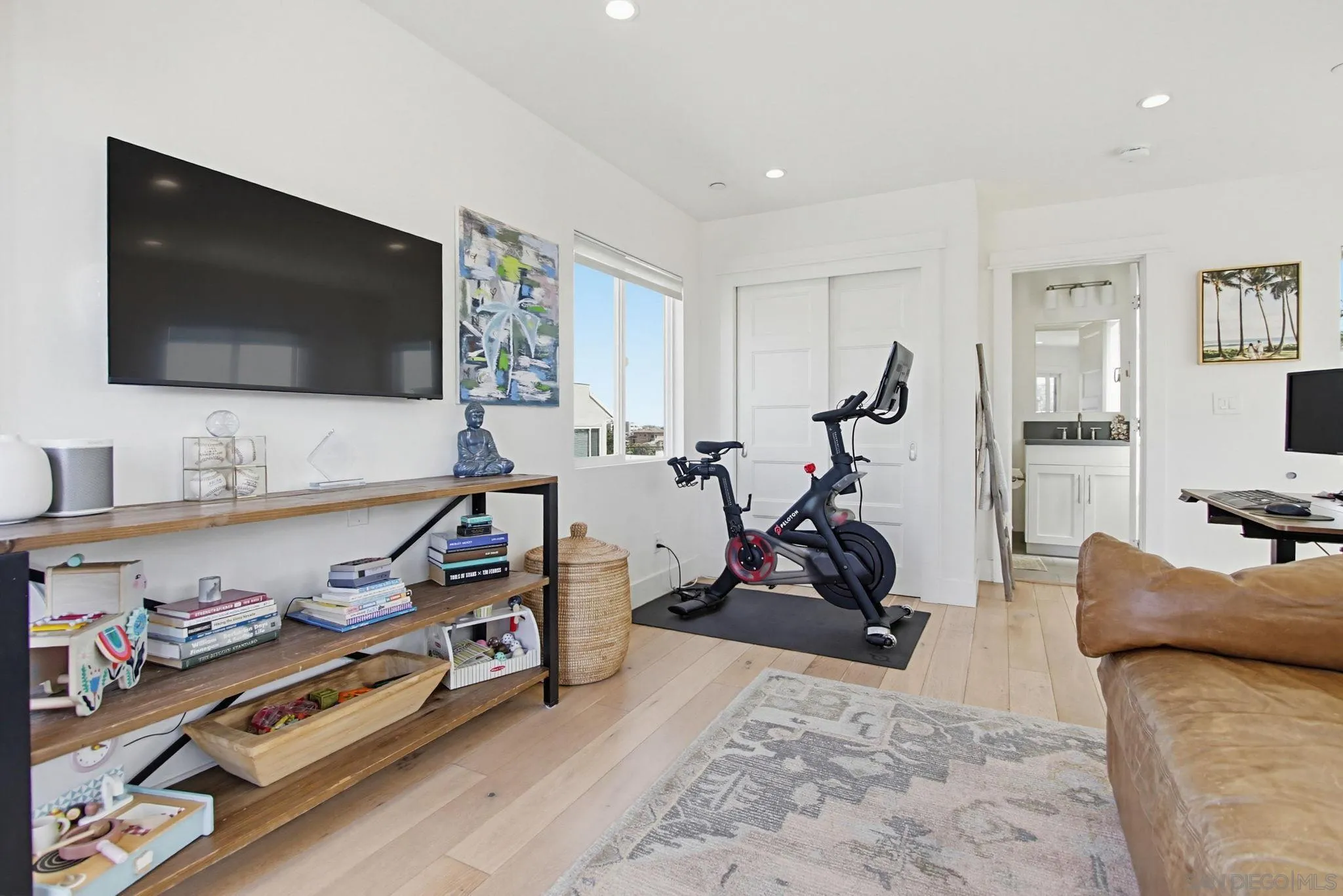 https://cdn.realtyfeed.com/cdn/127/260013178/f7c4abe026f467c3483c82ff5218f14e.webp