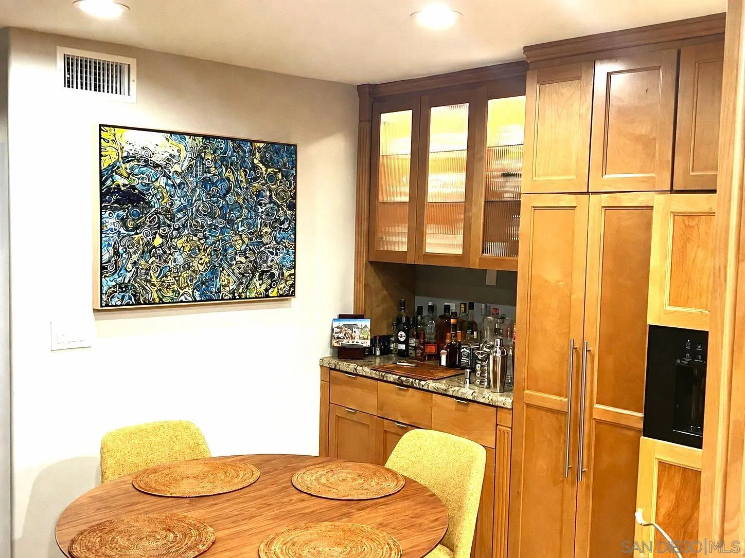 https://cdn.realtyfeed.com/cdn/127/260013179/0af16e71a993de09ab4e58b2e5db1750.webp
