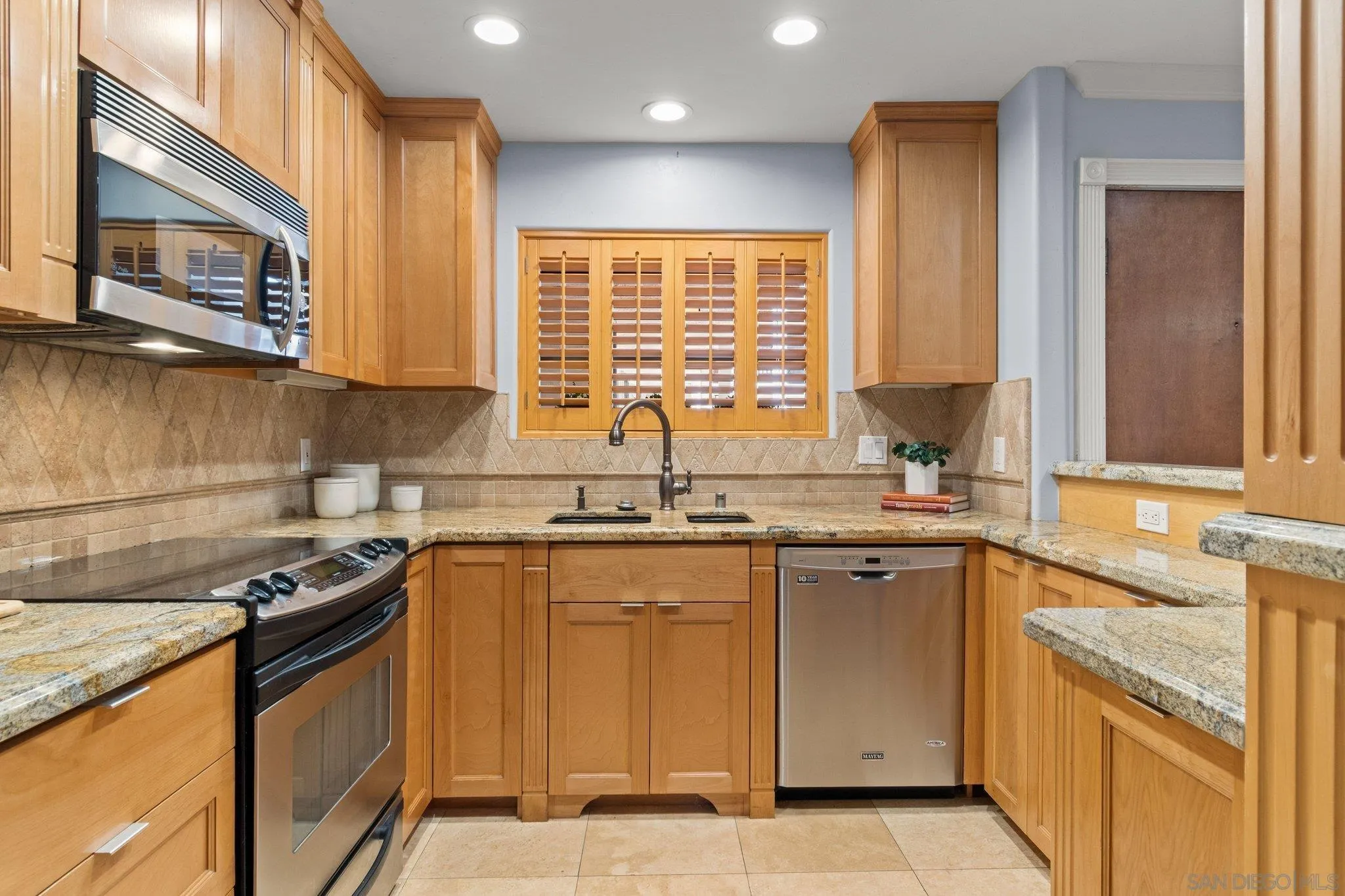 Photo #6: 260013179 Listing: Photo #6
