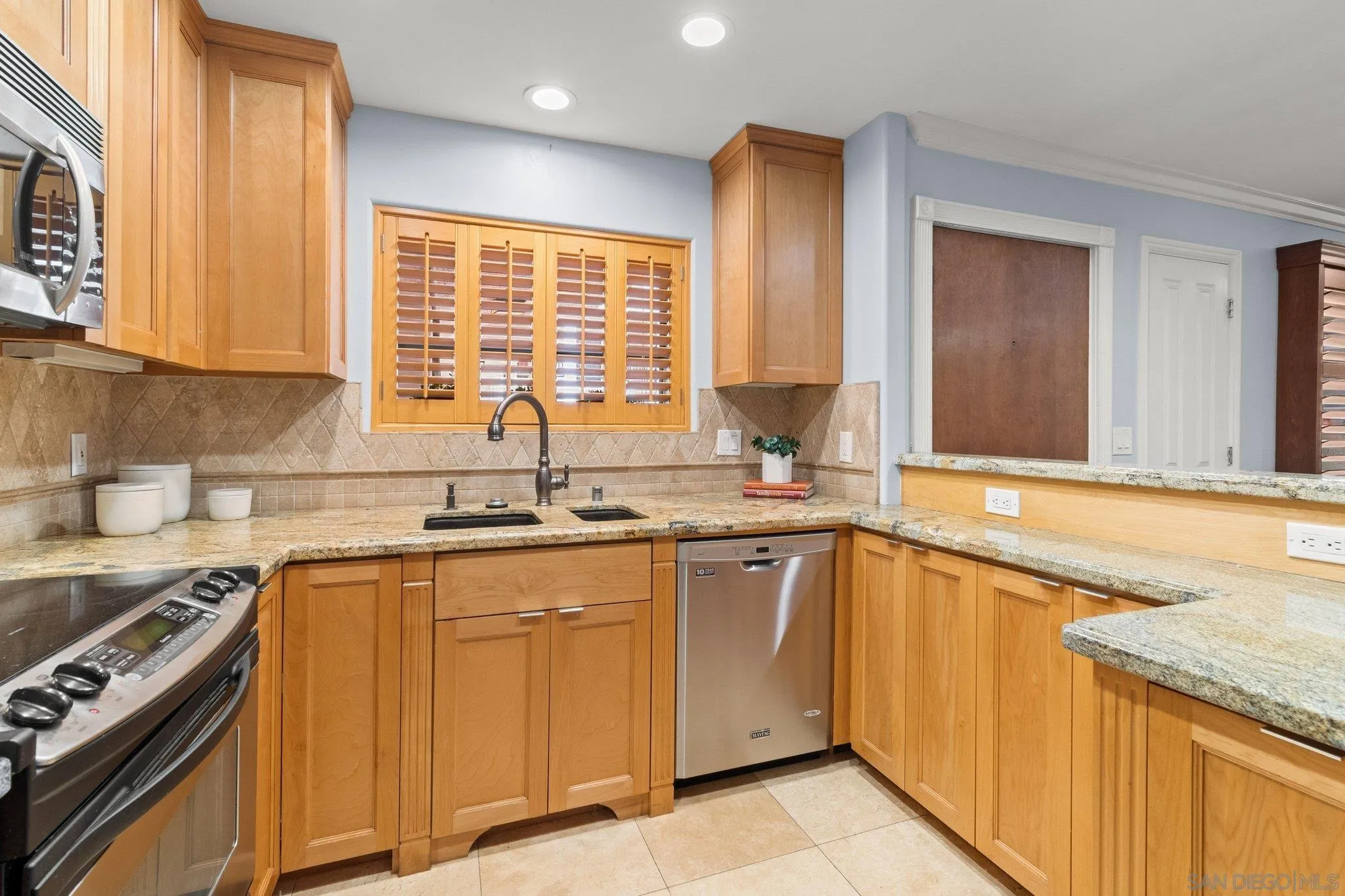Photo #7: 260013179 Listing: Photo #7