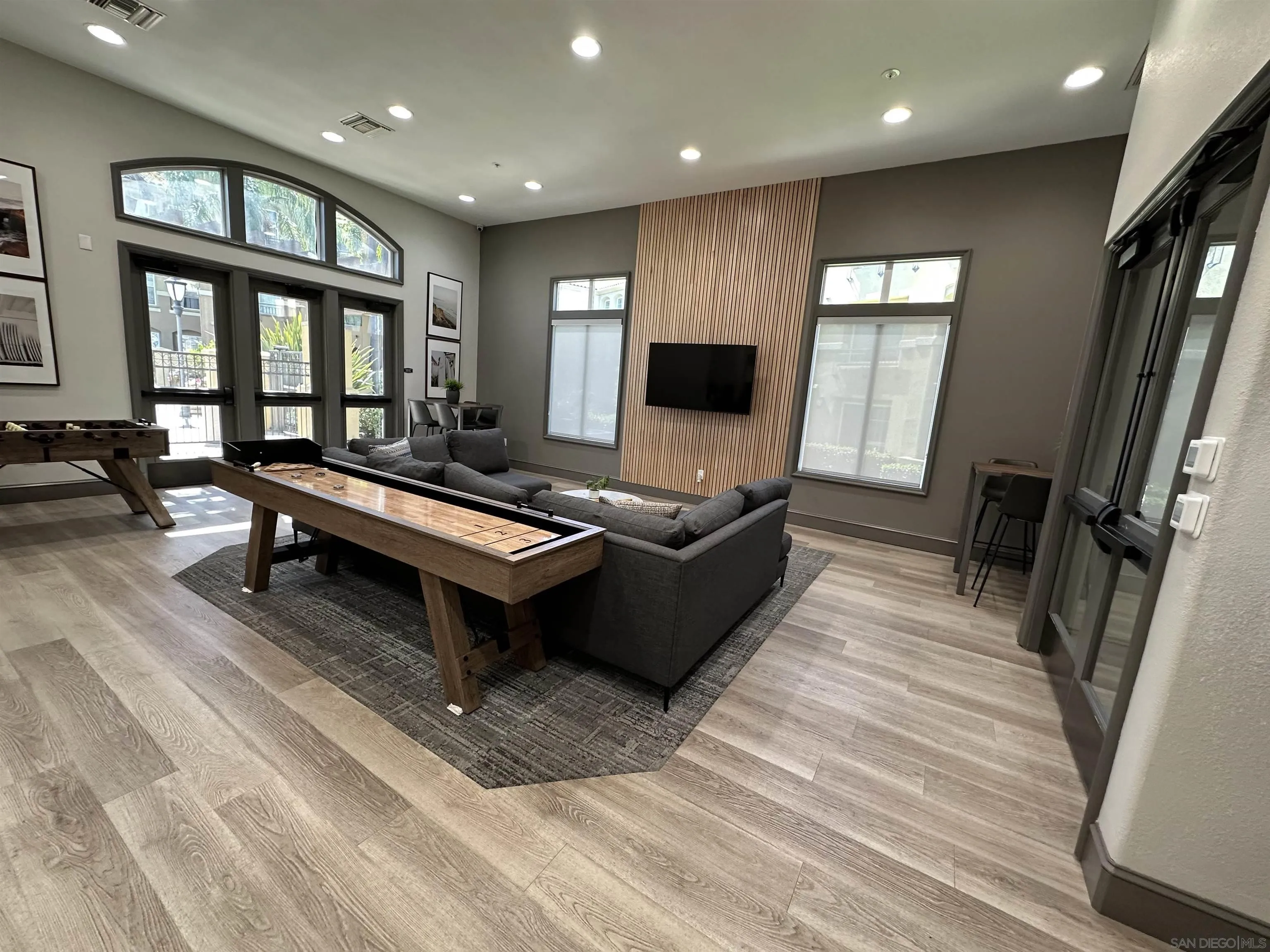 https://cdn.realtyfeed.com/cdn/127/260013180/06443148e499c88e85fda59203ebec72.webp