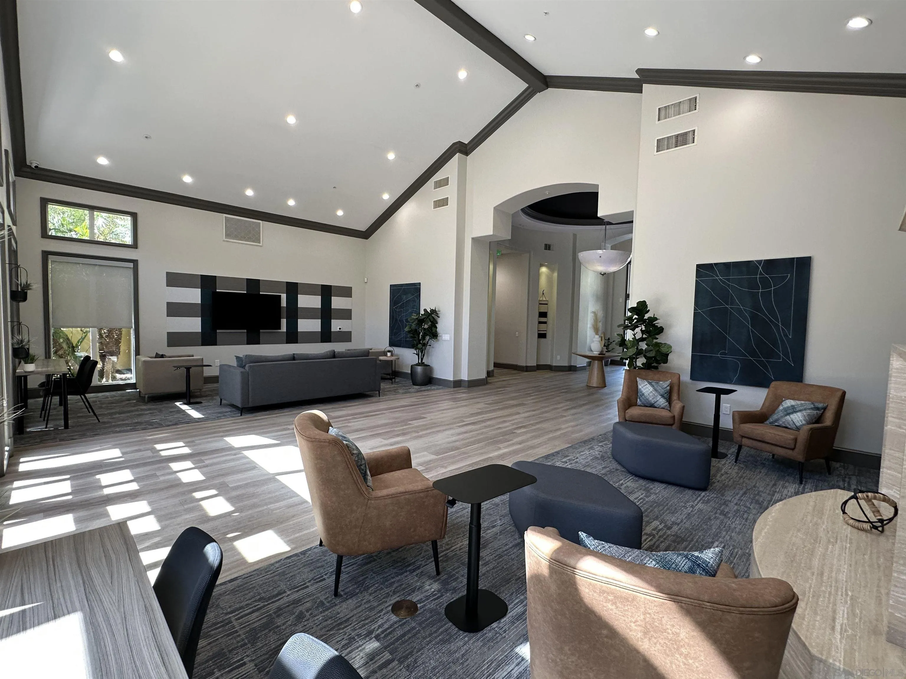 https://cdn.realtyfeed.com/cdn/127/260013180/9a77dabe8bddf9ba02034902879a25b2.webp
