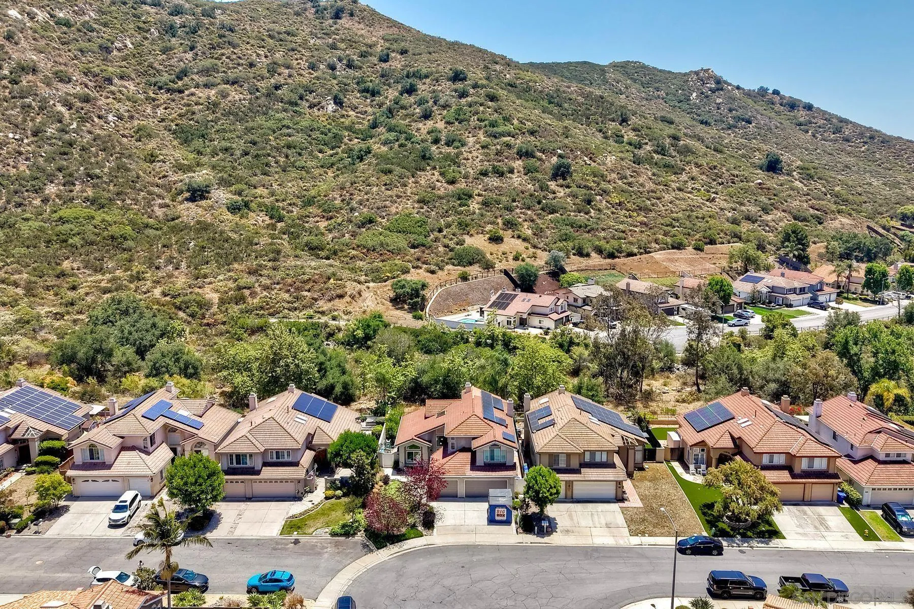 https://cdn.realtyfeed.com/cdn/127/260013189/0a4ea9e809a225652612a0191f8ee913.webp