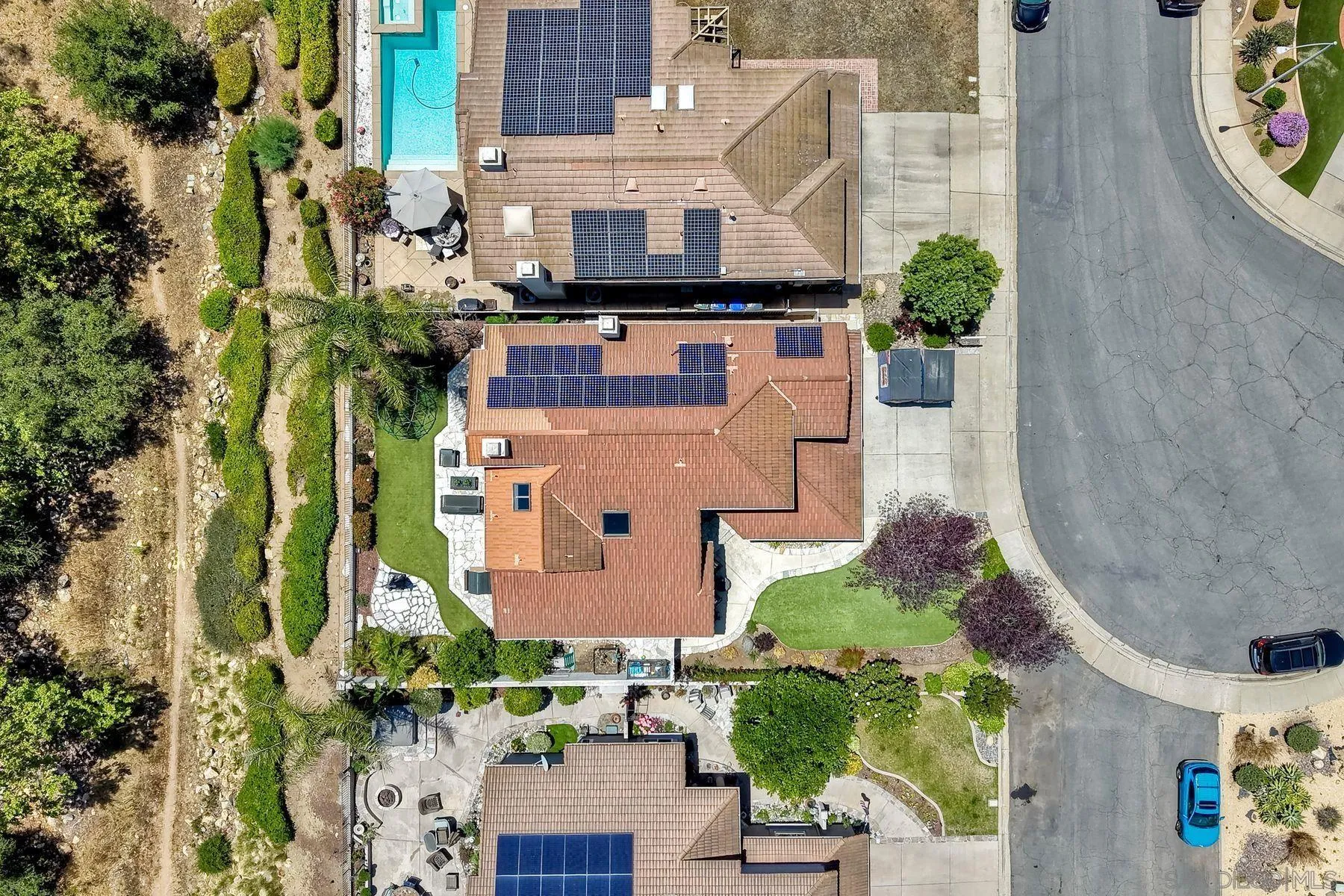 https://cdn.realtyfeed.com/cdn/127/260013189/365a92f37efae43774dcbb5d20be071d.webp