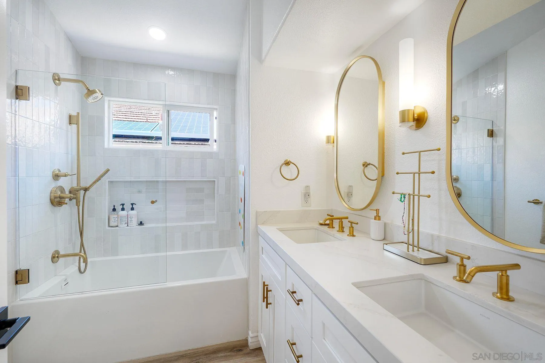 https://cdn.realtyfeed.com/cdn/127/260013189/53a08201dd4359b2003ecf8c3b80f697.webp