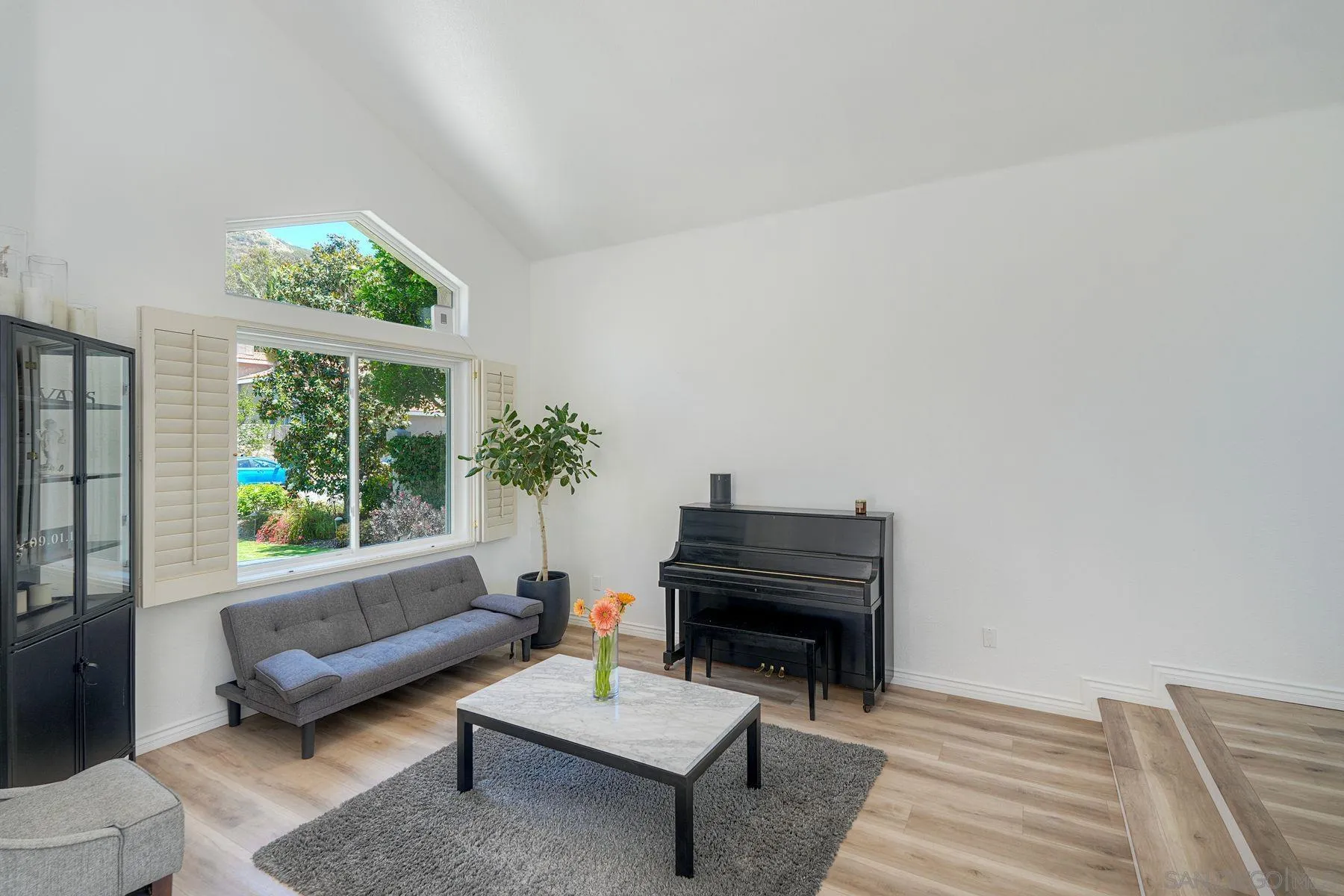 https://cdn.realtyfeed.com/cdn/127/260013189/62a8fb9678fe696dc54688b222c3880b.webp