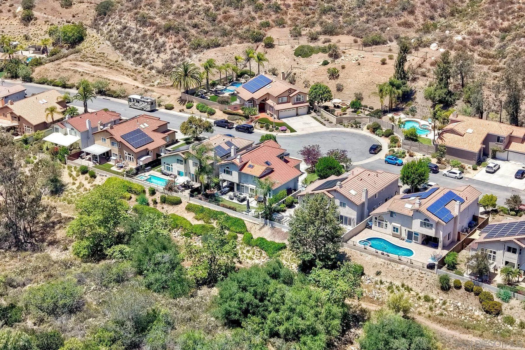 https://cdn.realtyfeed.com/cdn/127/260013189/740e0ff48df8073fc0d99d6d76036235.webp