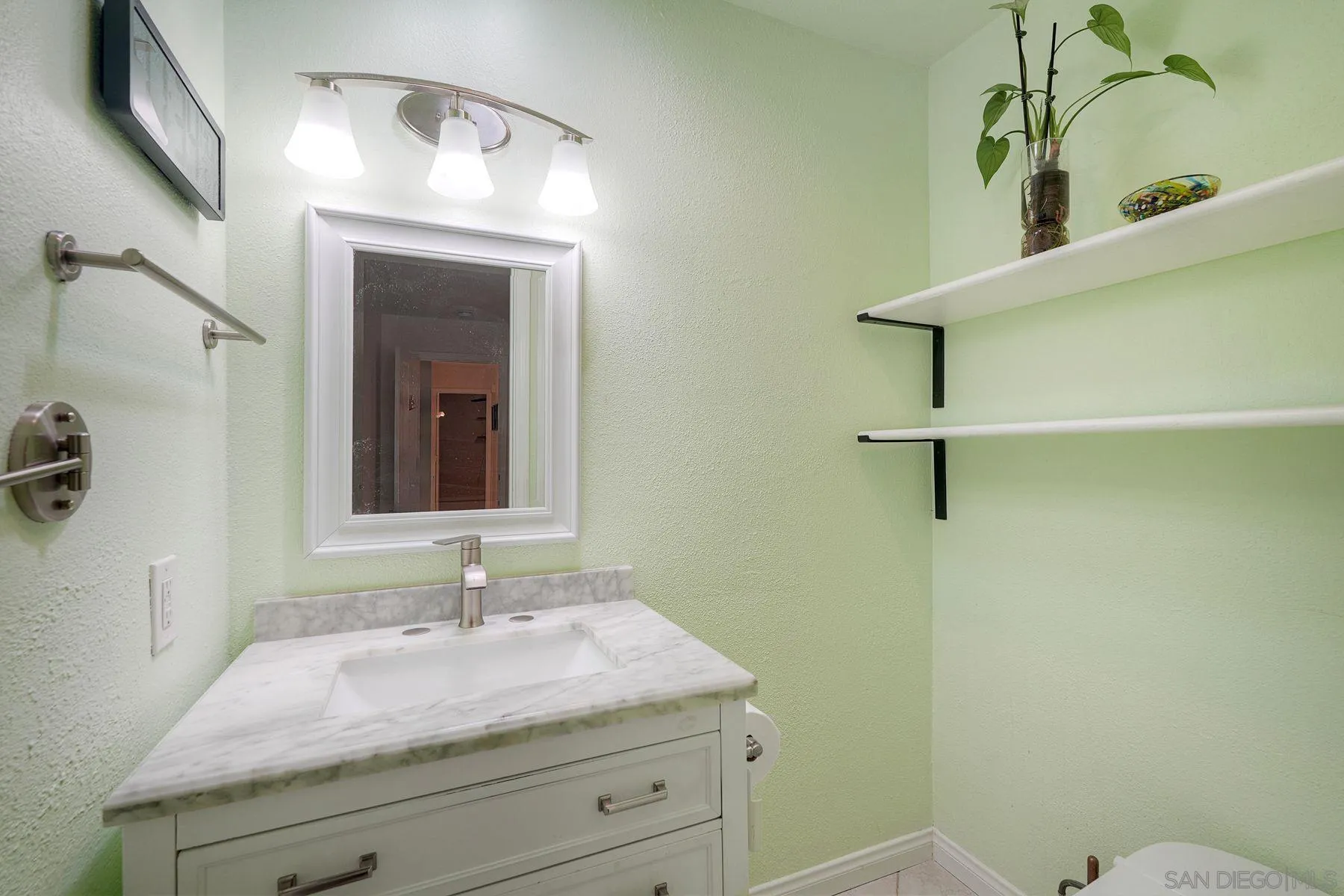 https://cdn.realtyfeed.com/cdn/127/260013198/a4317eb93a8f63a3e4baac6fdbd5a086.webp