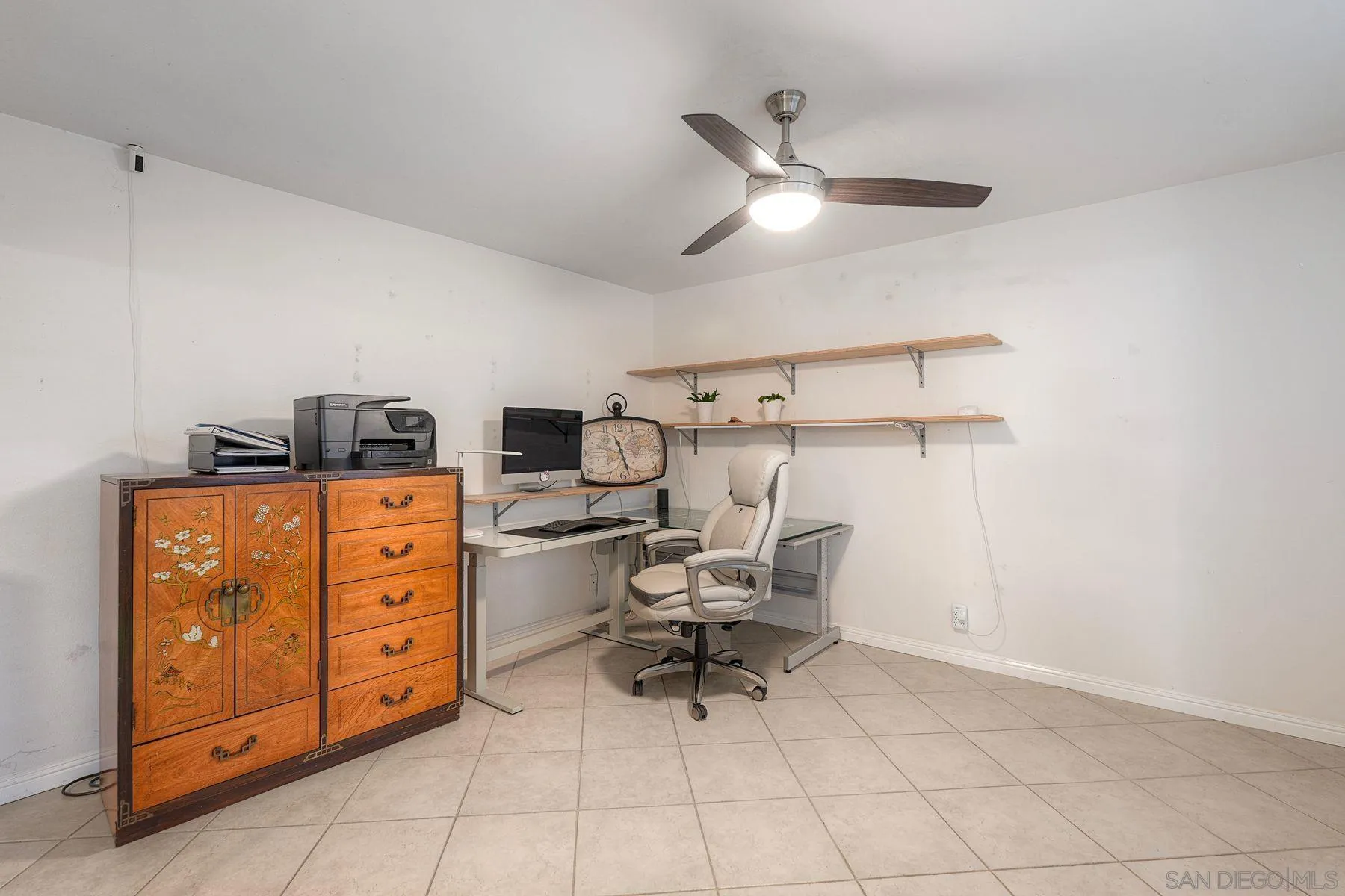 https://cdn.realtyfeed.com/cdn/127/260013198/fd39ffea5fc4d44bd53c1fb3b1c05560.webp