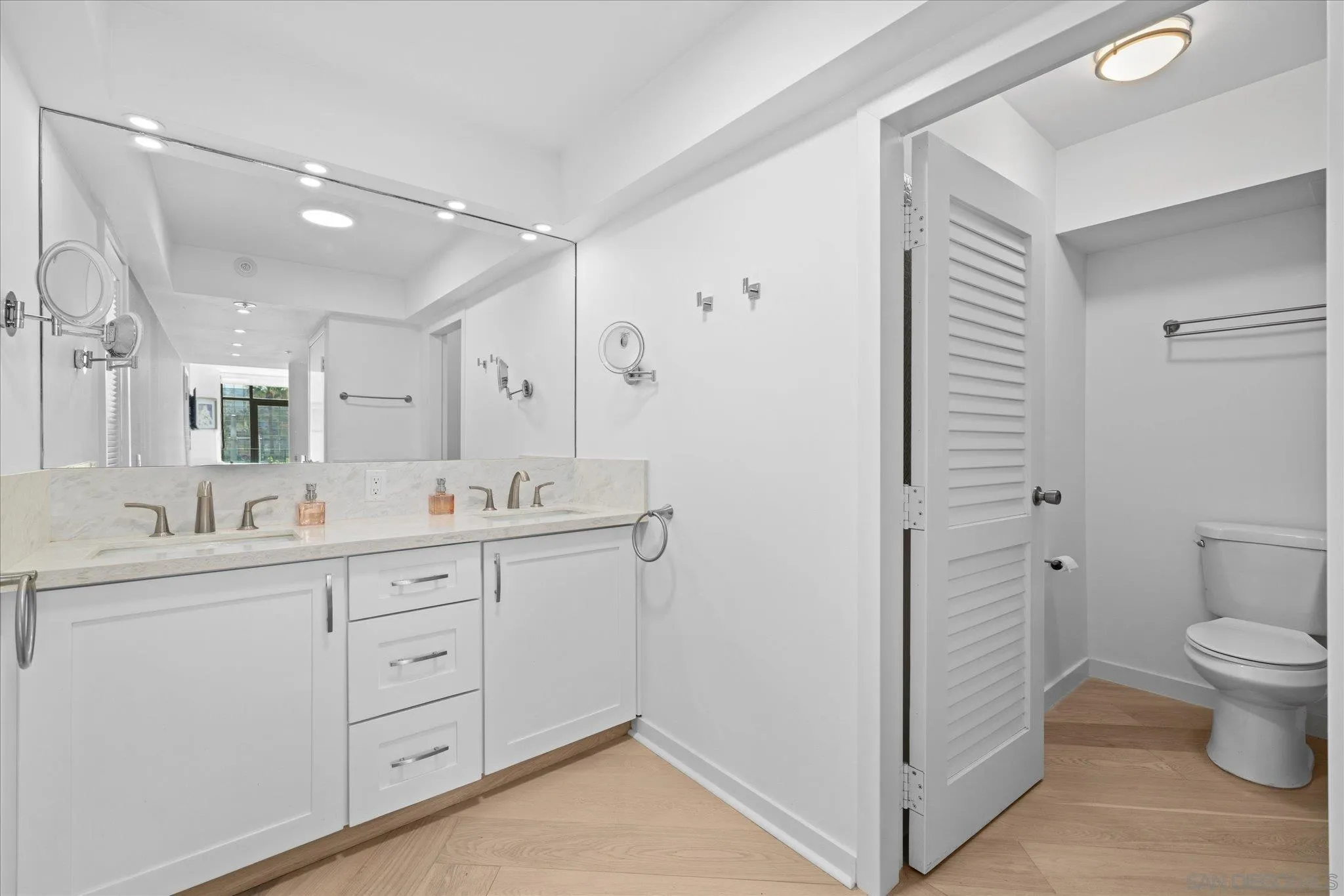 Photo #18: 260013201 Listing: Photo #18