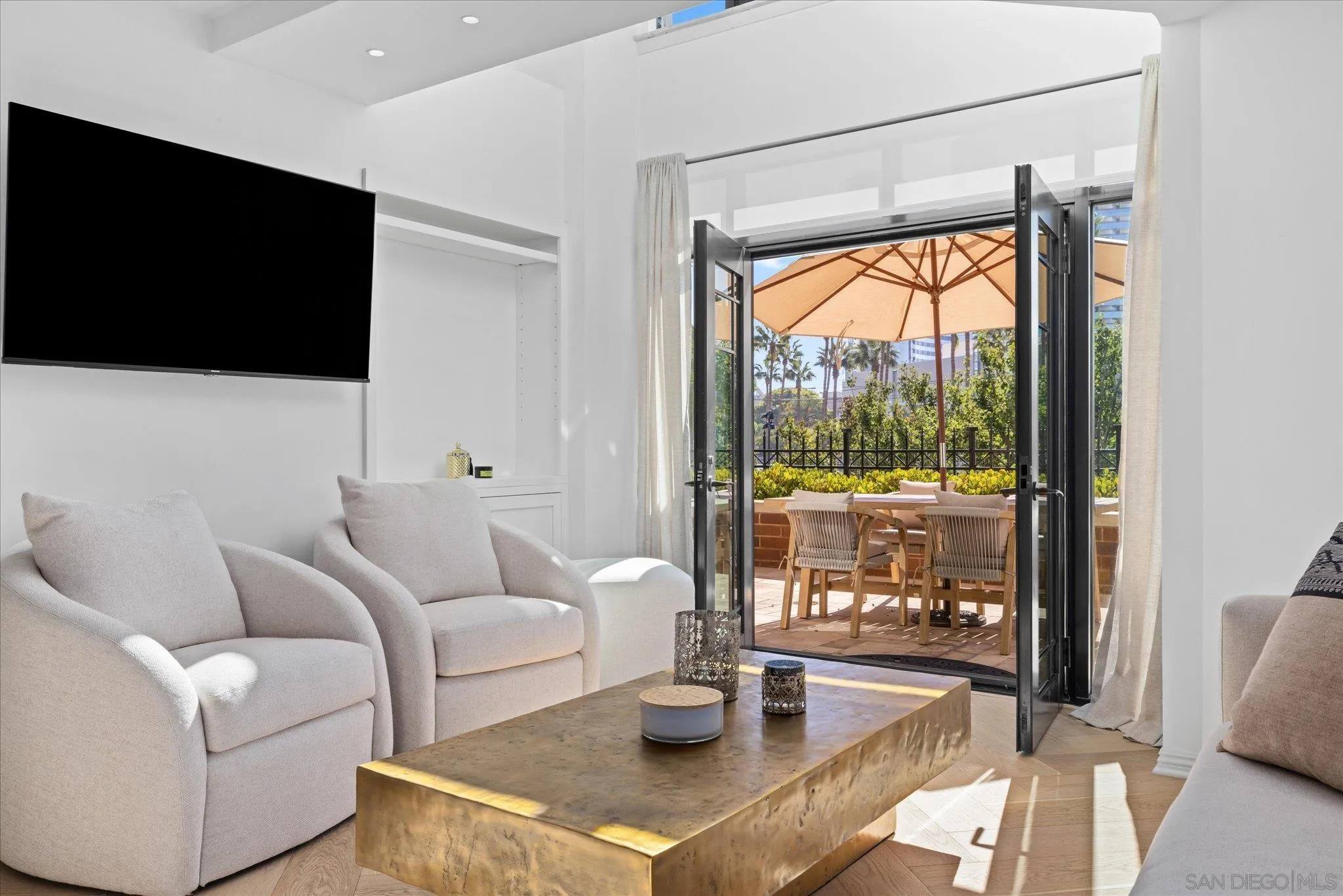 https://cdn.realtyfeed.com/cdn/127/260013201/67aea3d3490ea42a339bd7503491ea57.webp