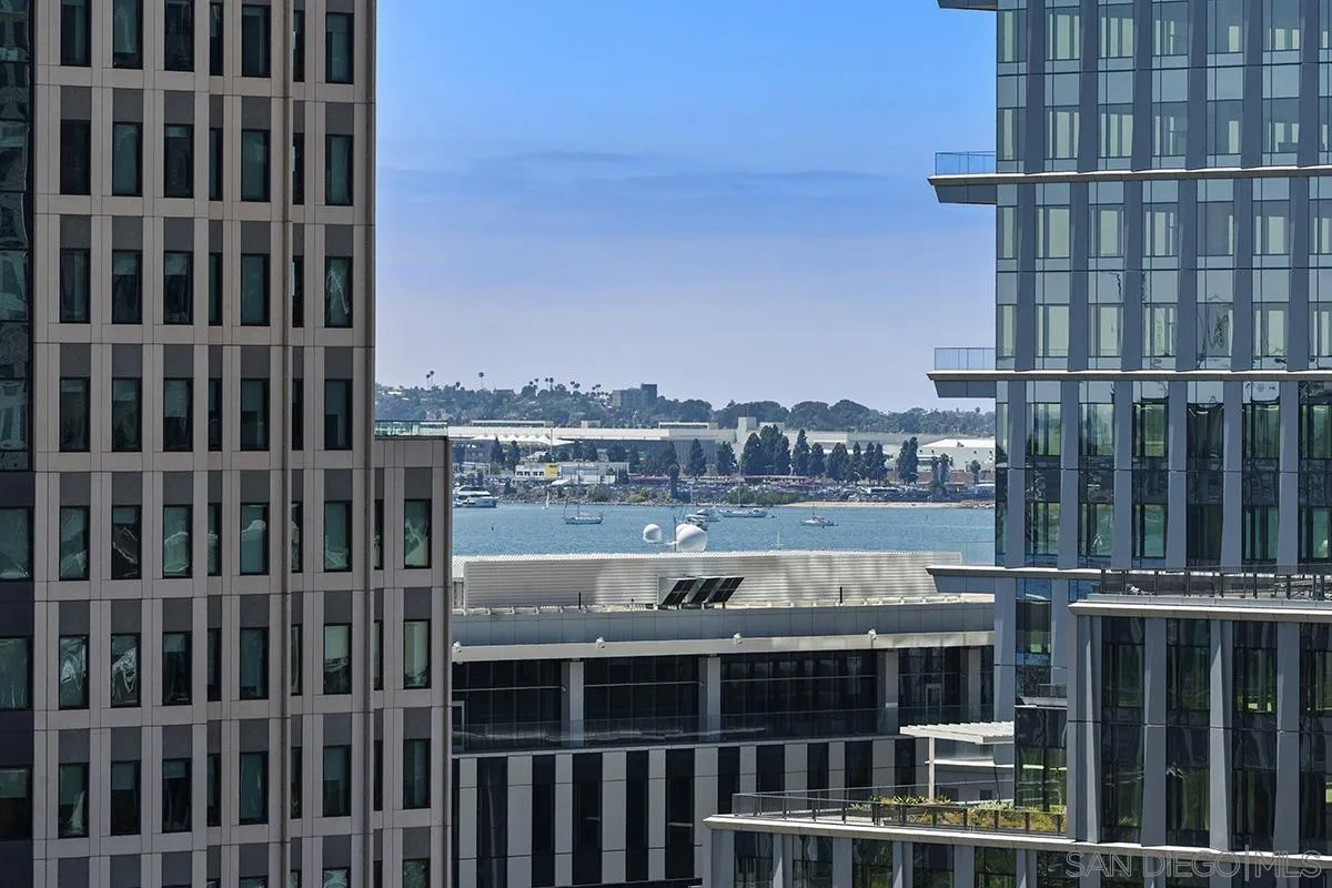 Photo #9: 260013203 Listing: Photo #9