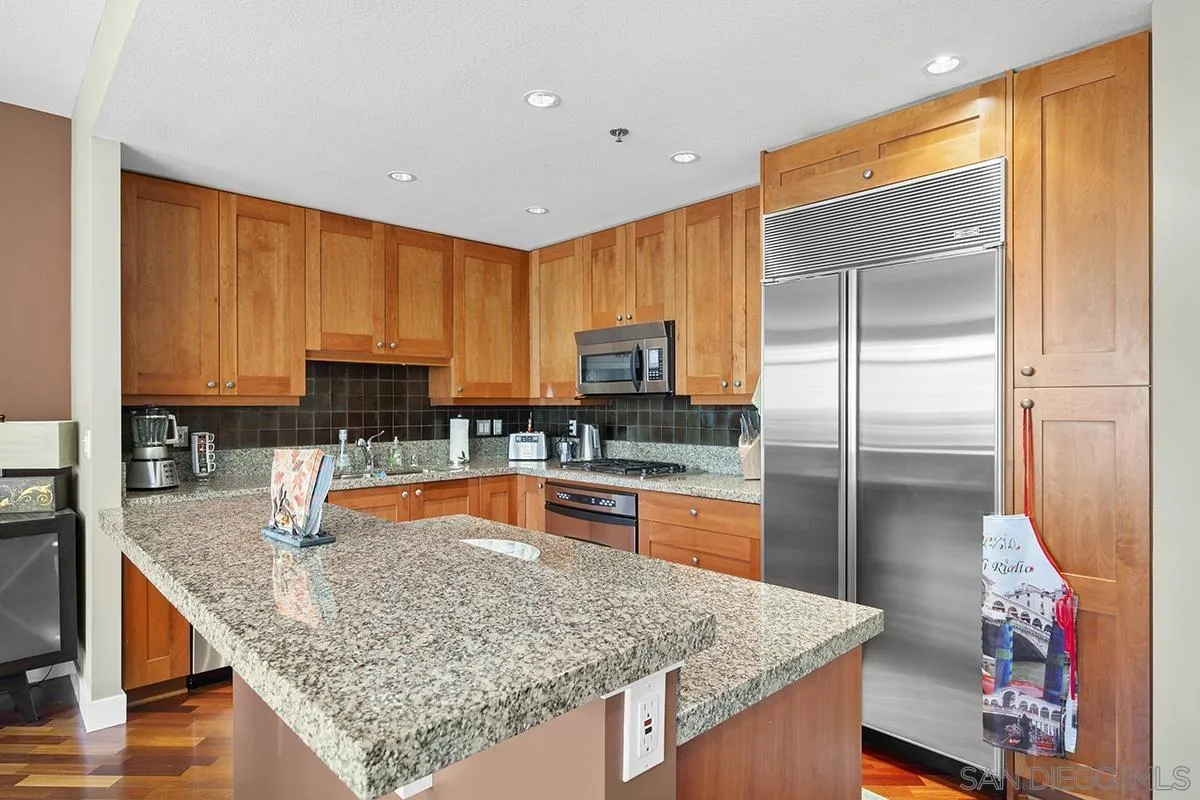 Photo #24: 260013203 Listing: Photo #24