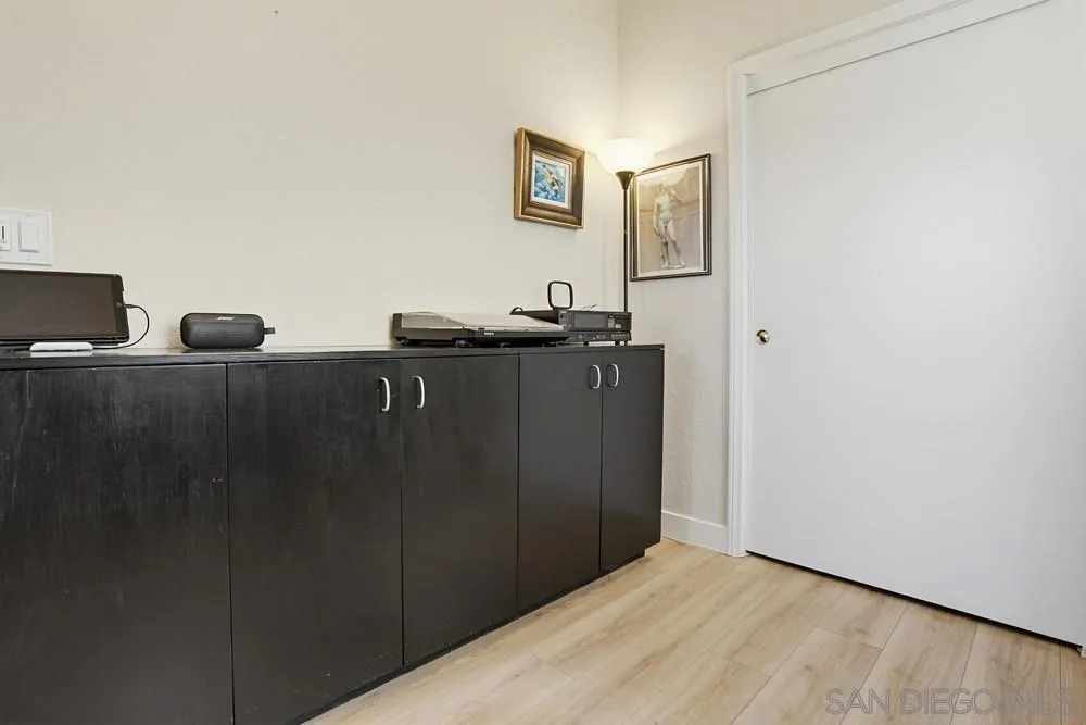 Photo #23: 260013207 Listing: Photo #23
