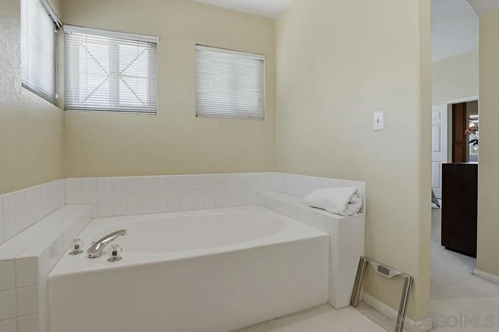 Photo #17: 260013207 Listing: Photo #17