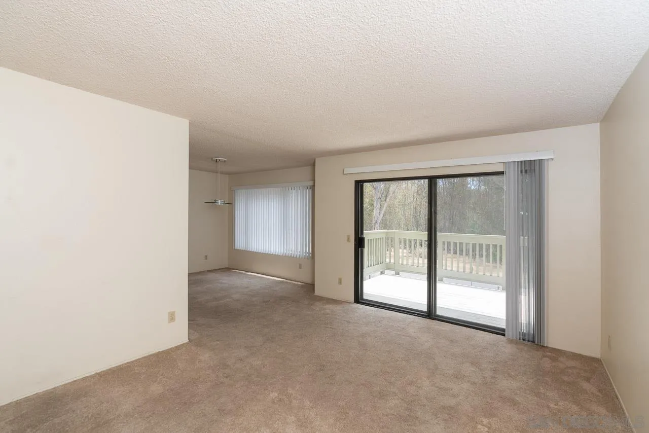 Photo #7: 260013216 Listing: Photo #7
