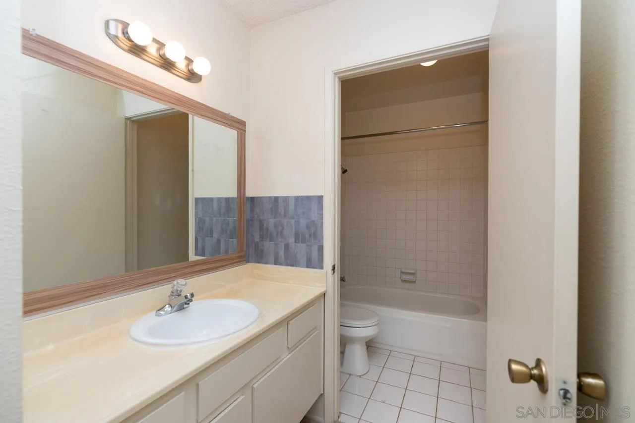 https://cdn.realtyfeed.com/cdn/127/260013216/21915a306933ea2d51208fb1cb94e430.webp