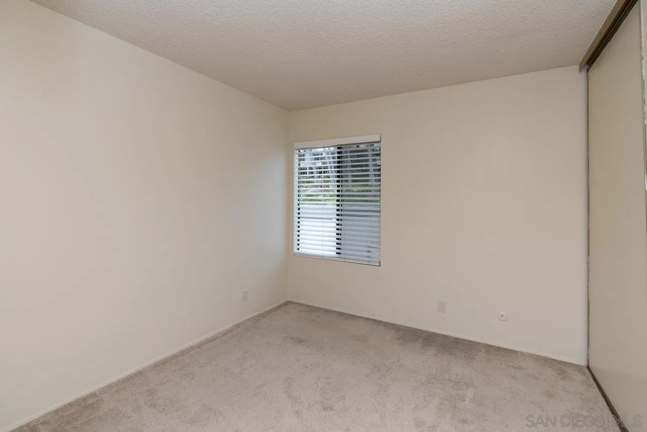 Photo #19: 260013216 Listing: Photo #19