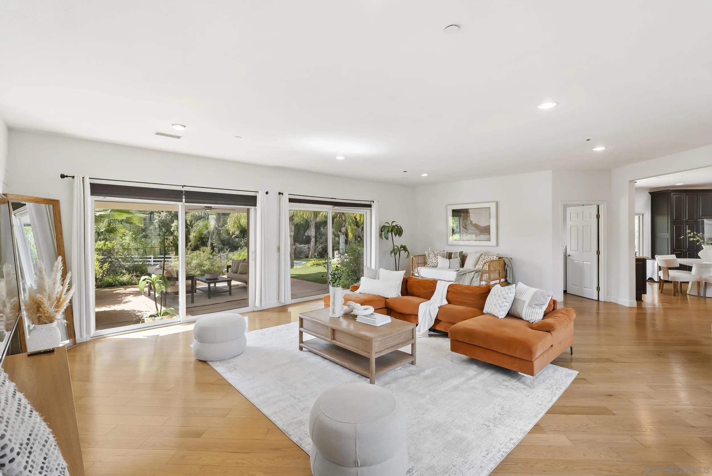 https://cdn.realtyfeed.com/cdn/127/260013221/6cb365663572ad80ac4ece7c4eb7504a.webp