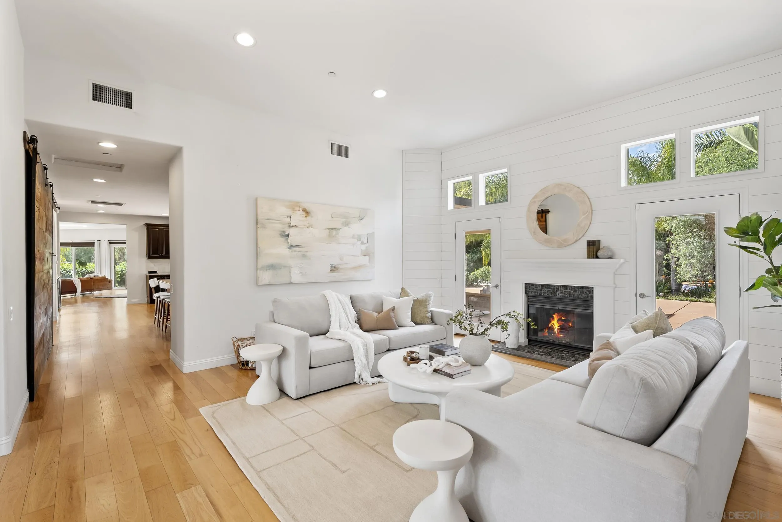 https://cdn.realtyfeed.com/cdn/127/260013221/a14a67fcea3926fb9781afaafaf4754d.webp