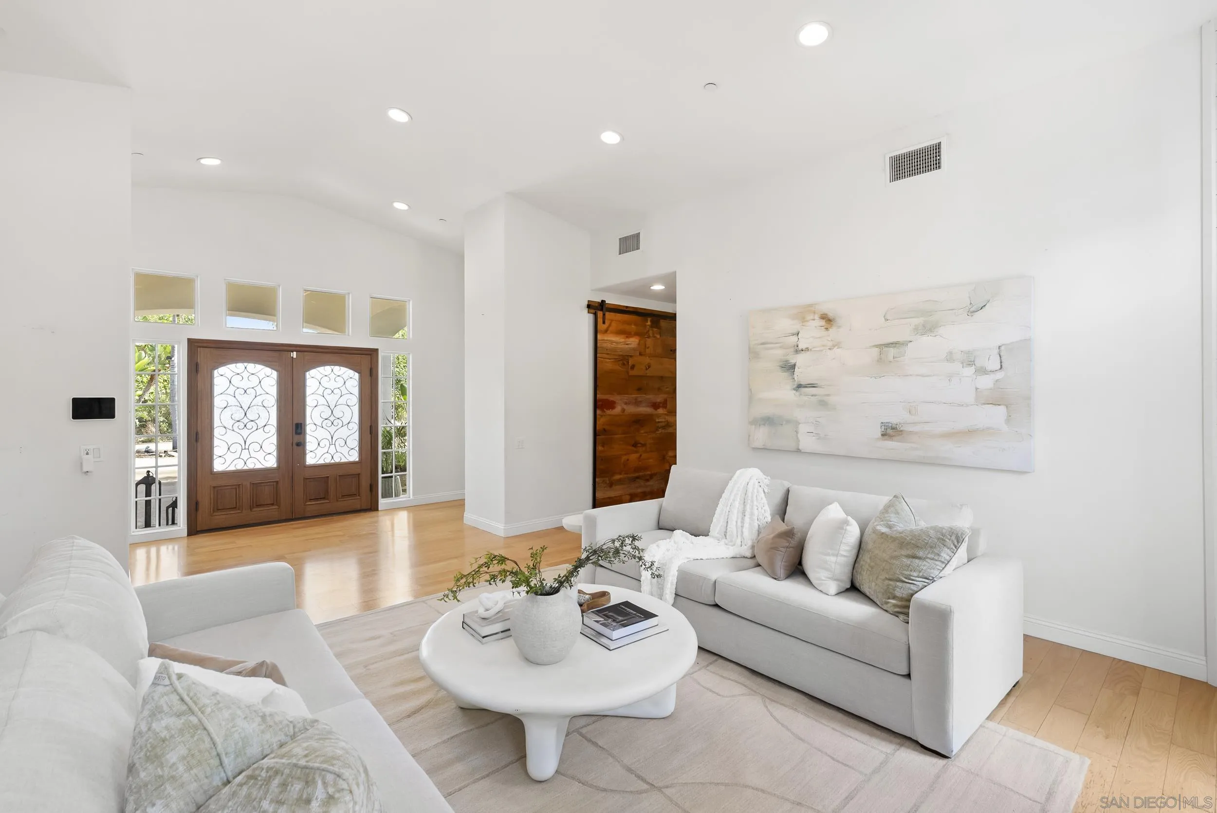 https://cdn.realtyfeed.com/cdn/127/260013221/cfd6d0b7261f1584383c9a8fb7dbe81e.webp