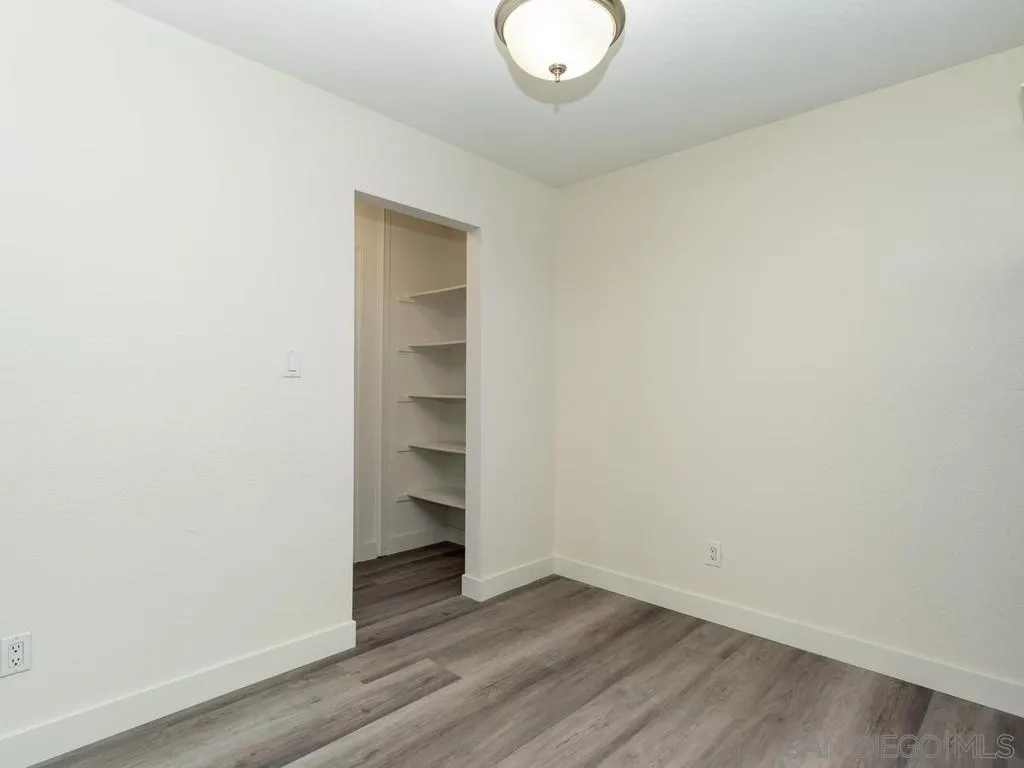 Photo #11: 260013232 Listing: Photo #11