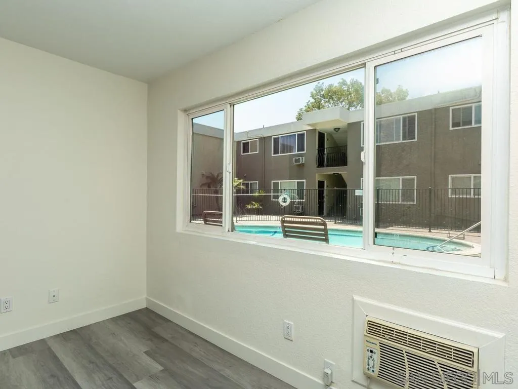 Photo #21: 260013232 Listing: Photo #21