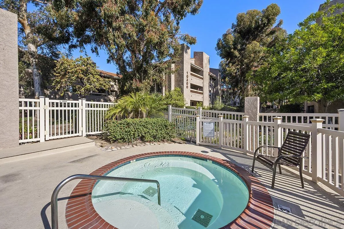 Photo #52: 260013234 Listing: Photo #52