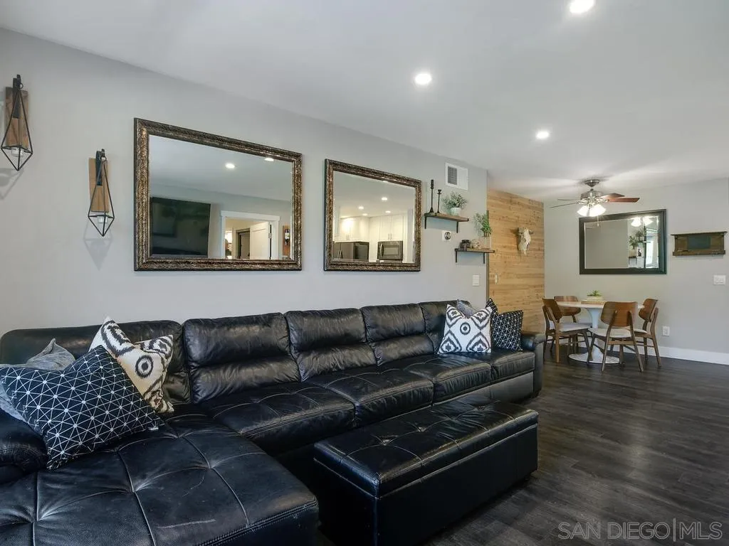 https://cdn.realtyfeed.com/cdn/127/260013238/03c0d3d8b2eb202a212f13e01026d908.webp