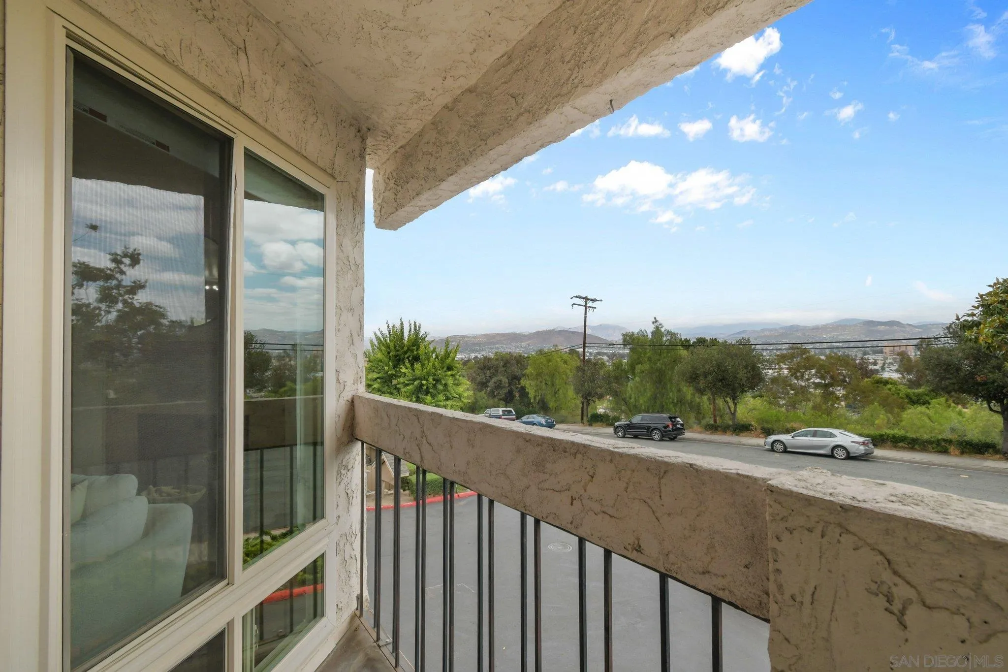 https://cdn.realtyfeed.com/cdn/127/260013241/900ae043fa3c7450610ec95bcf4334ef.webp