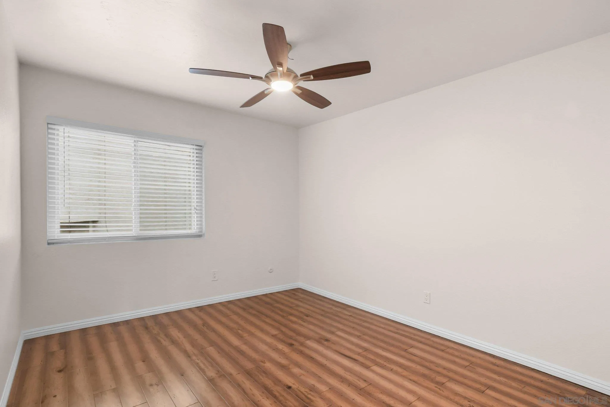 Photo #29: 260013241 Listing: Photo #29