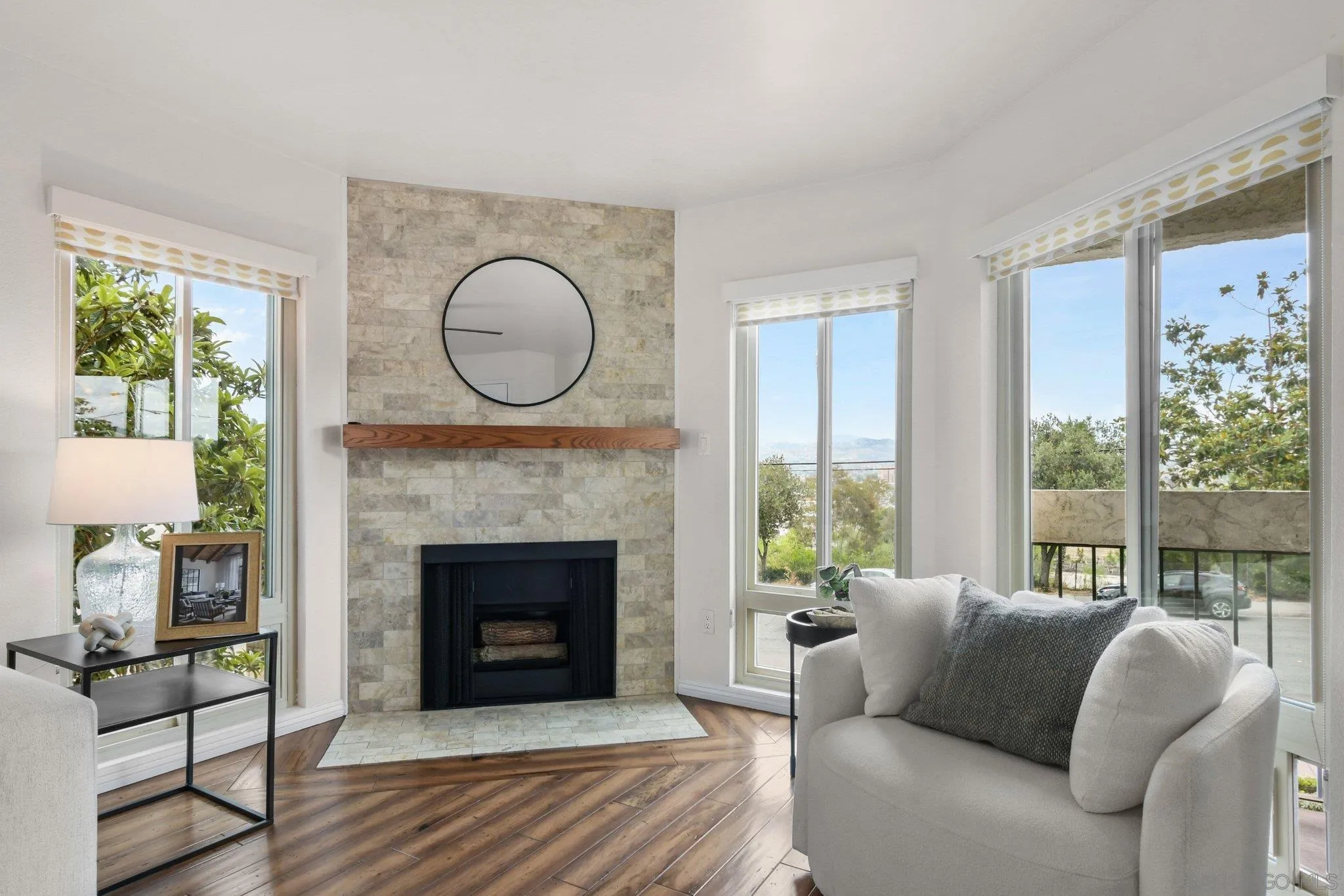 Photo #5: 260013241 Listing: Photo #5
