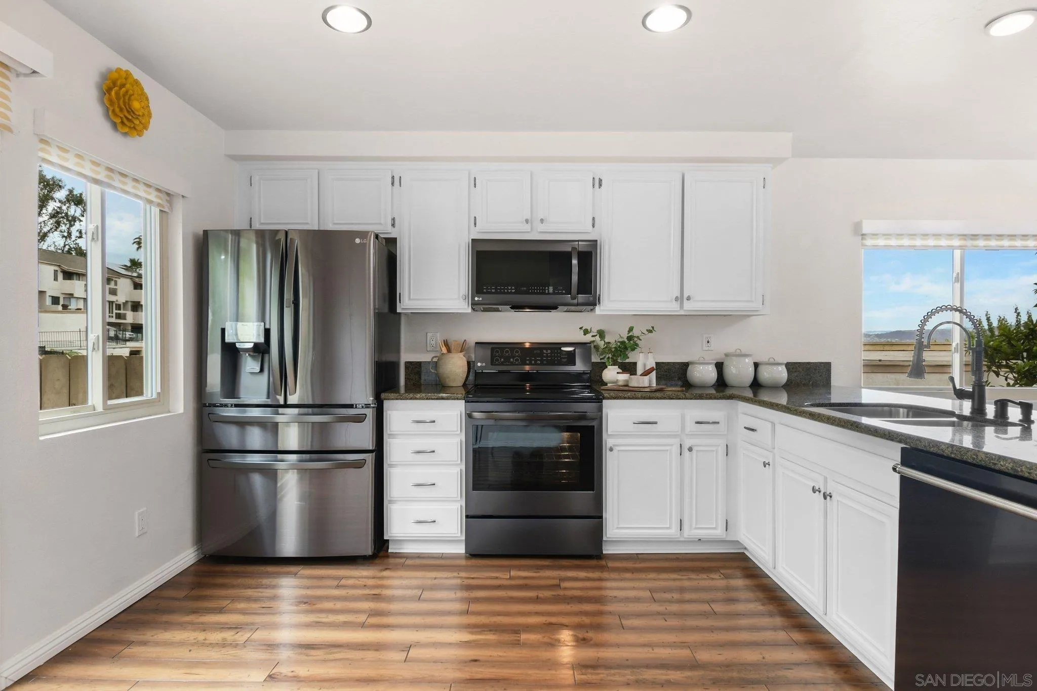 Photo #17: 260013241 Listing: Photo #17