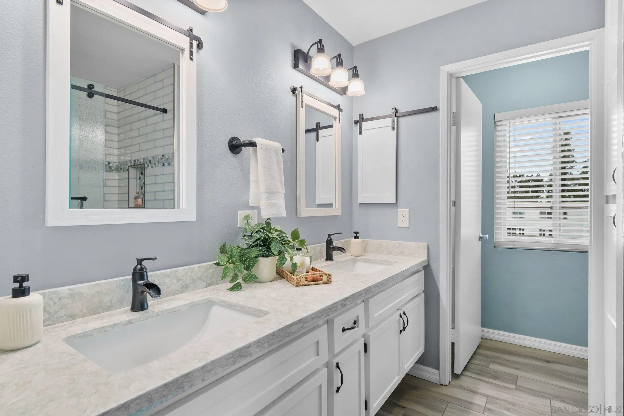 Photo #25: 260013241 Listing: Photo #25