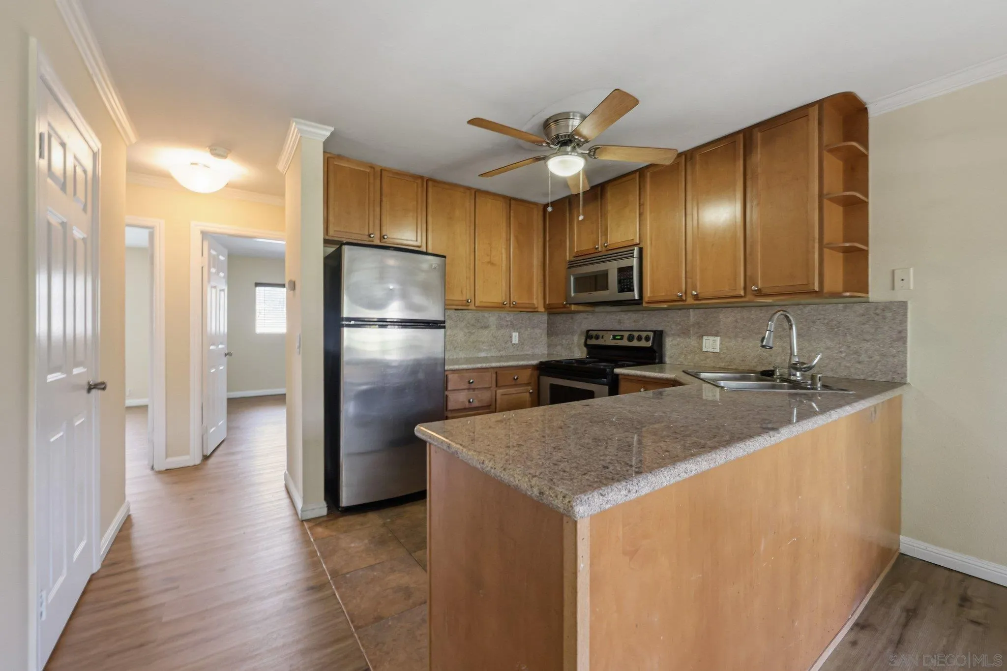 https://cdn.realtyfeed.com/cdn/127/260013242/298d78107a1939c6f6d0039ba823a734.webp