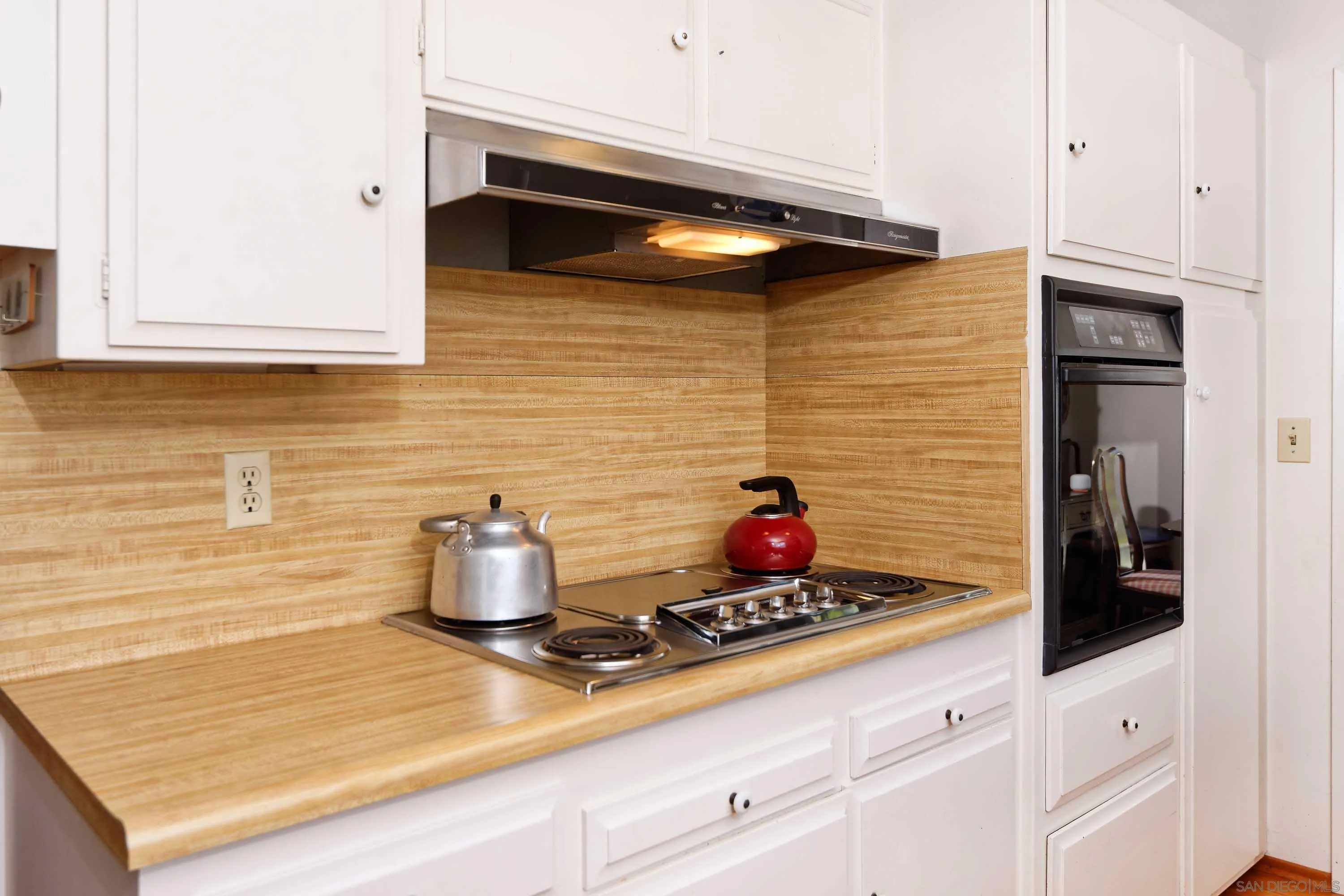 https://cdn.realtyfeed.com/cdn/127/260013246/e82daa501f1a175330e2c514953a43b6.webp
