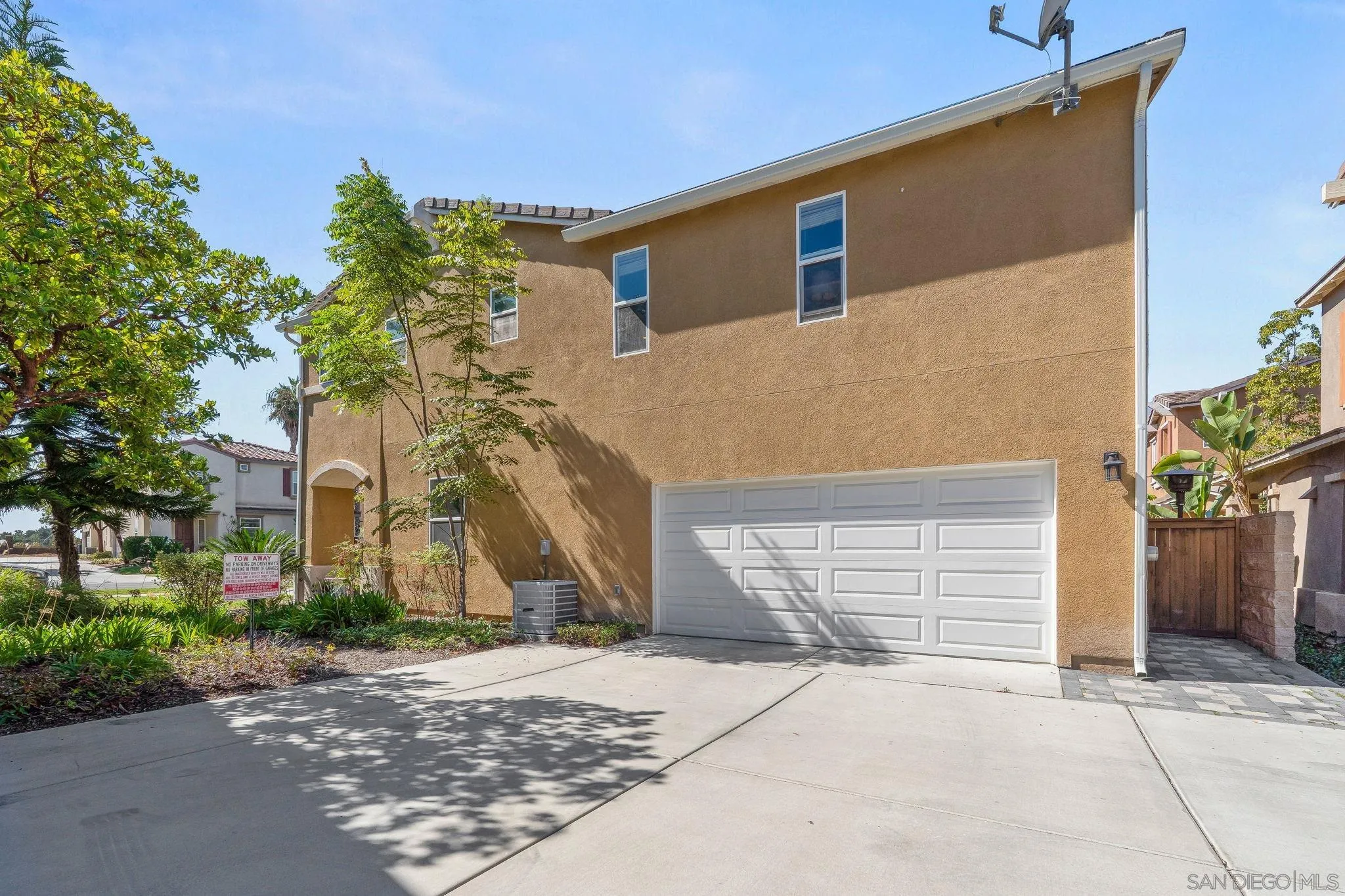 1753 Reichert Way