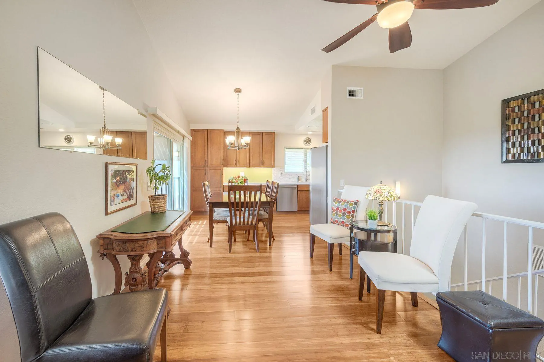 https://cdn.realtyfeed.com/cdn/127/260013264/c1f09117b5e666046d09b6e2f6a43e16.webp