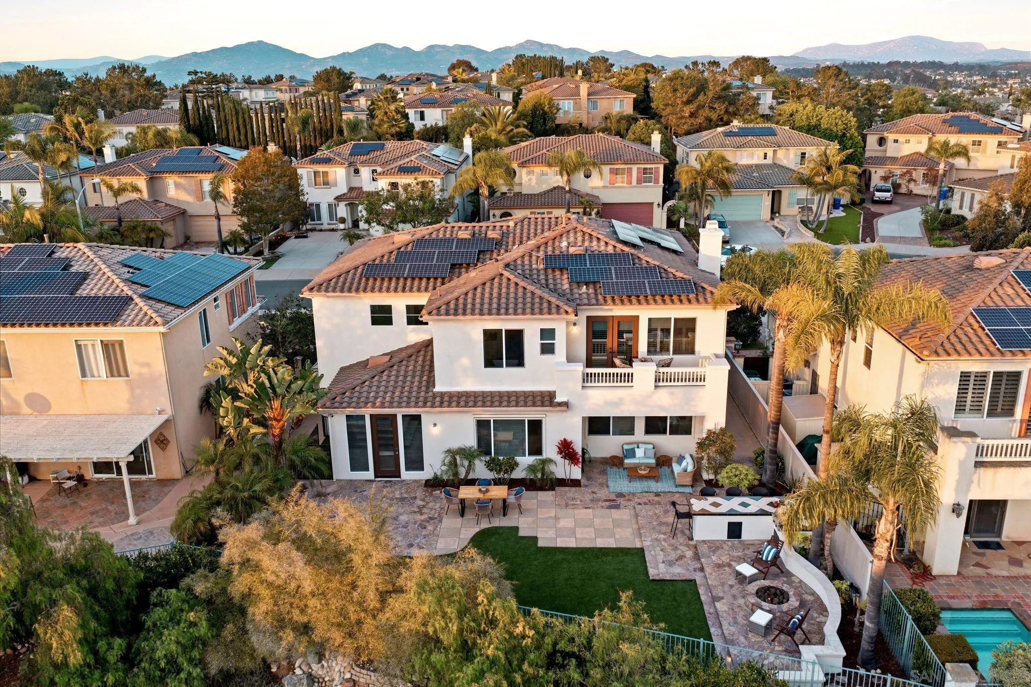 https://cdn.realtyfeed.com/cdn/127/260013266/173e997cdcc1ac1039f2fb70c1c3f0af.webp