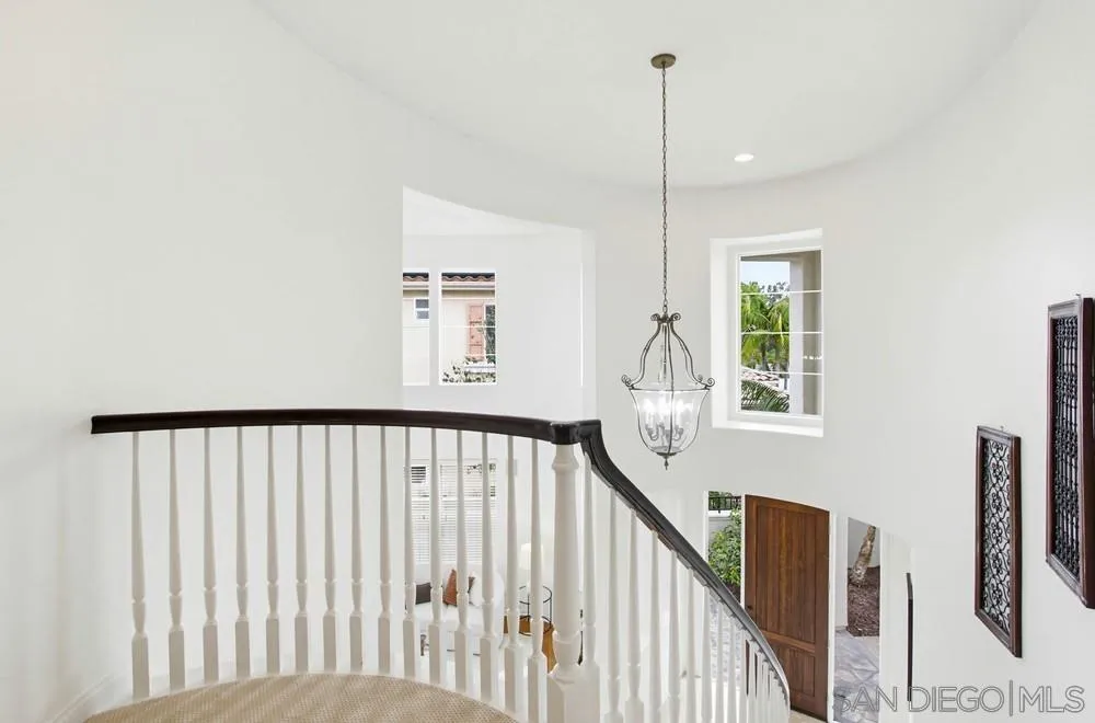 https://cdn.realtyfeed.com/cdn/127/260013266/26753bac8c54afd11ec5cb7dcac2f5e2.webp