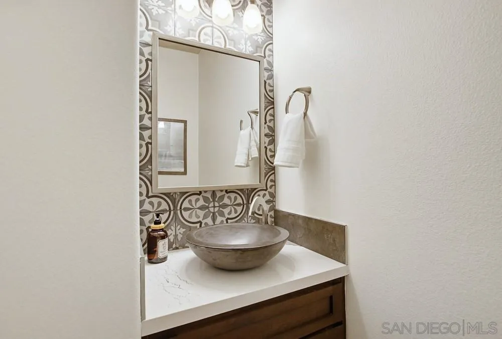 https://cdn.realtyfeed.com/cdn/127/260013266/677834322484cea77e4f245244bc9f21.webp